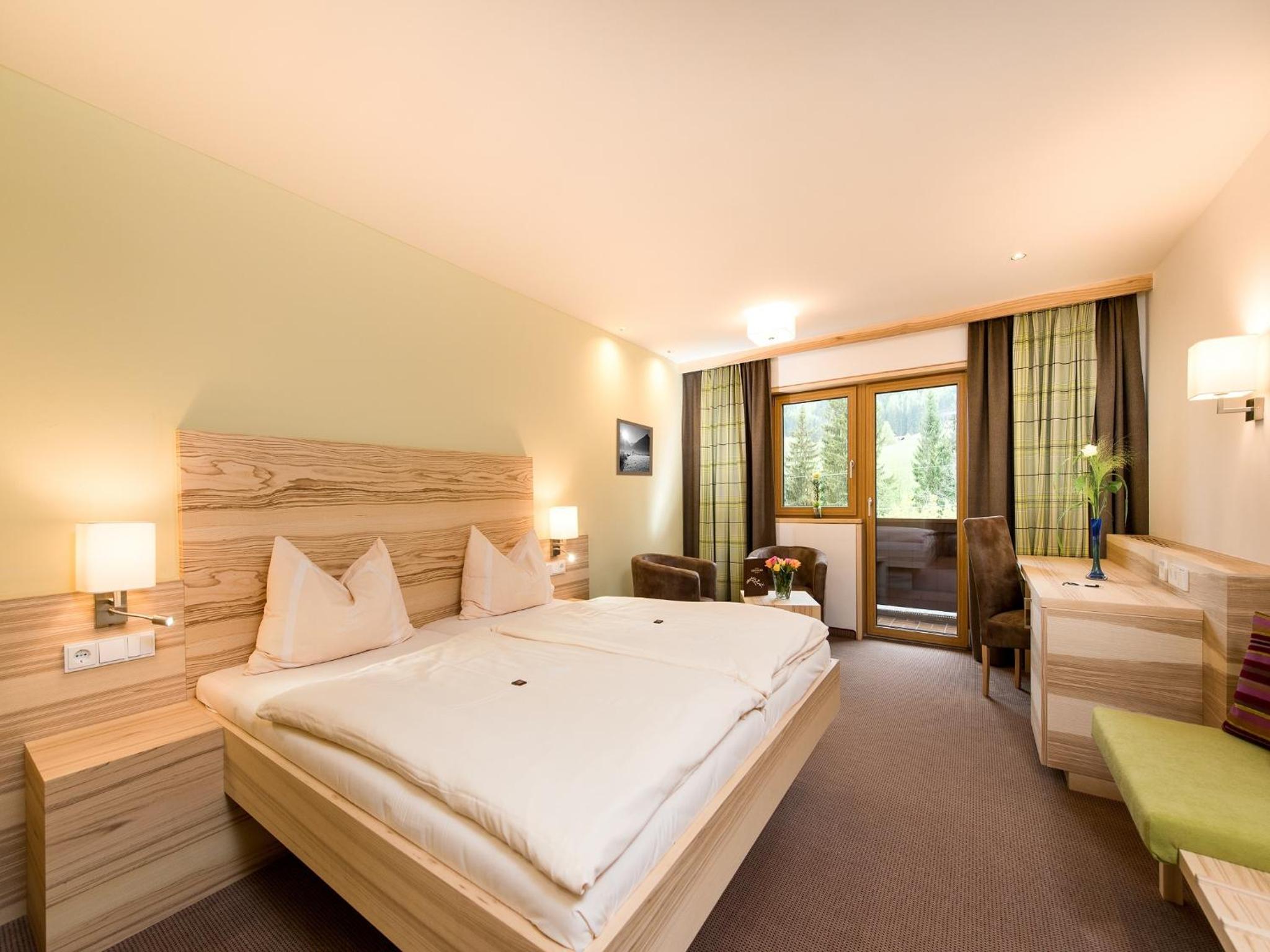 Double Room with Balcony - Photo 1