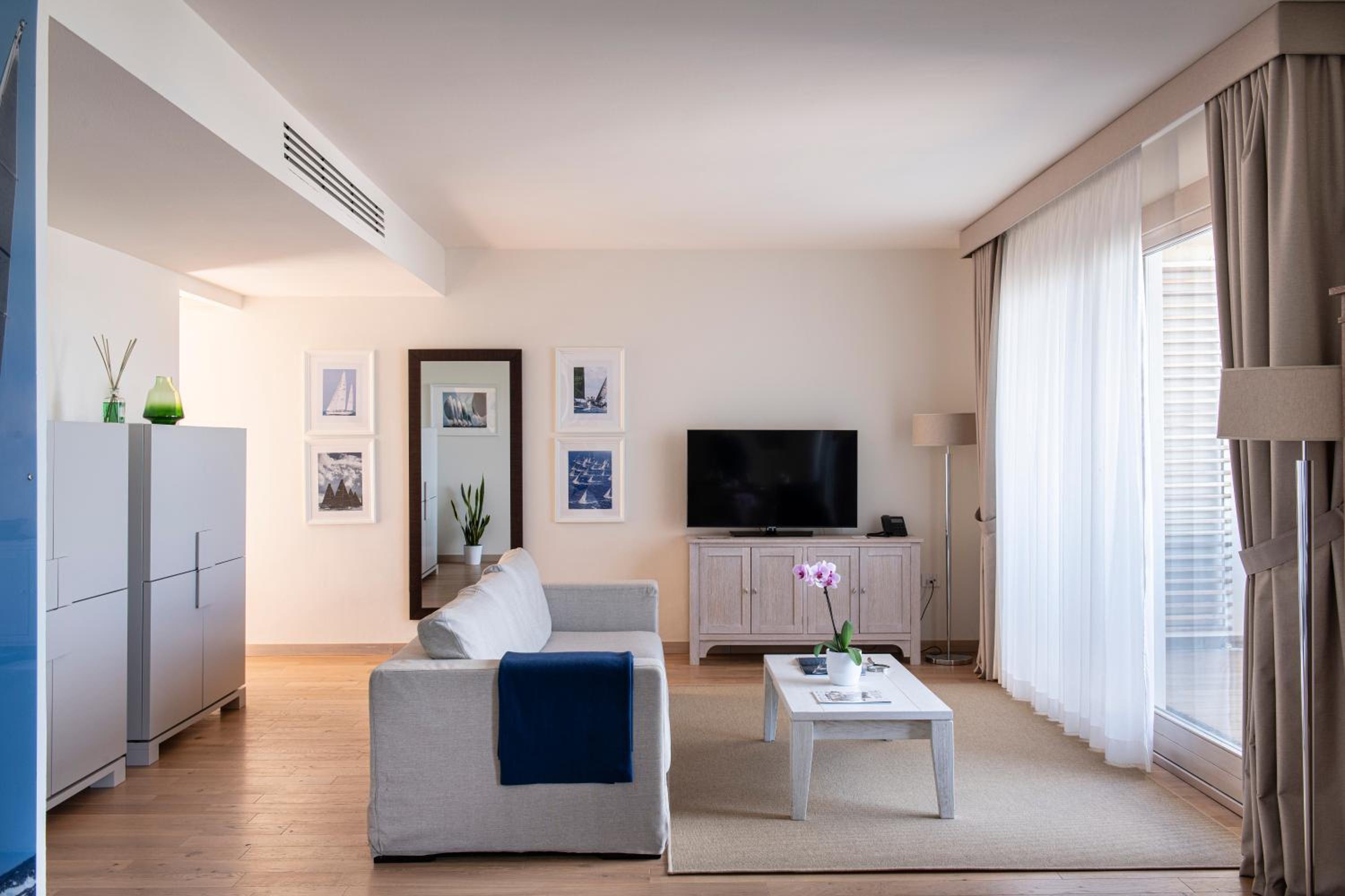 Suite with Sea View photo 1