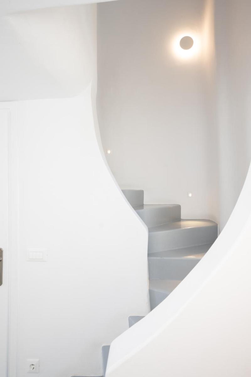 Apartment - Split Level