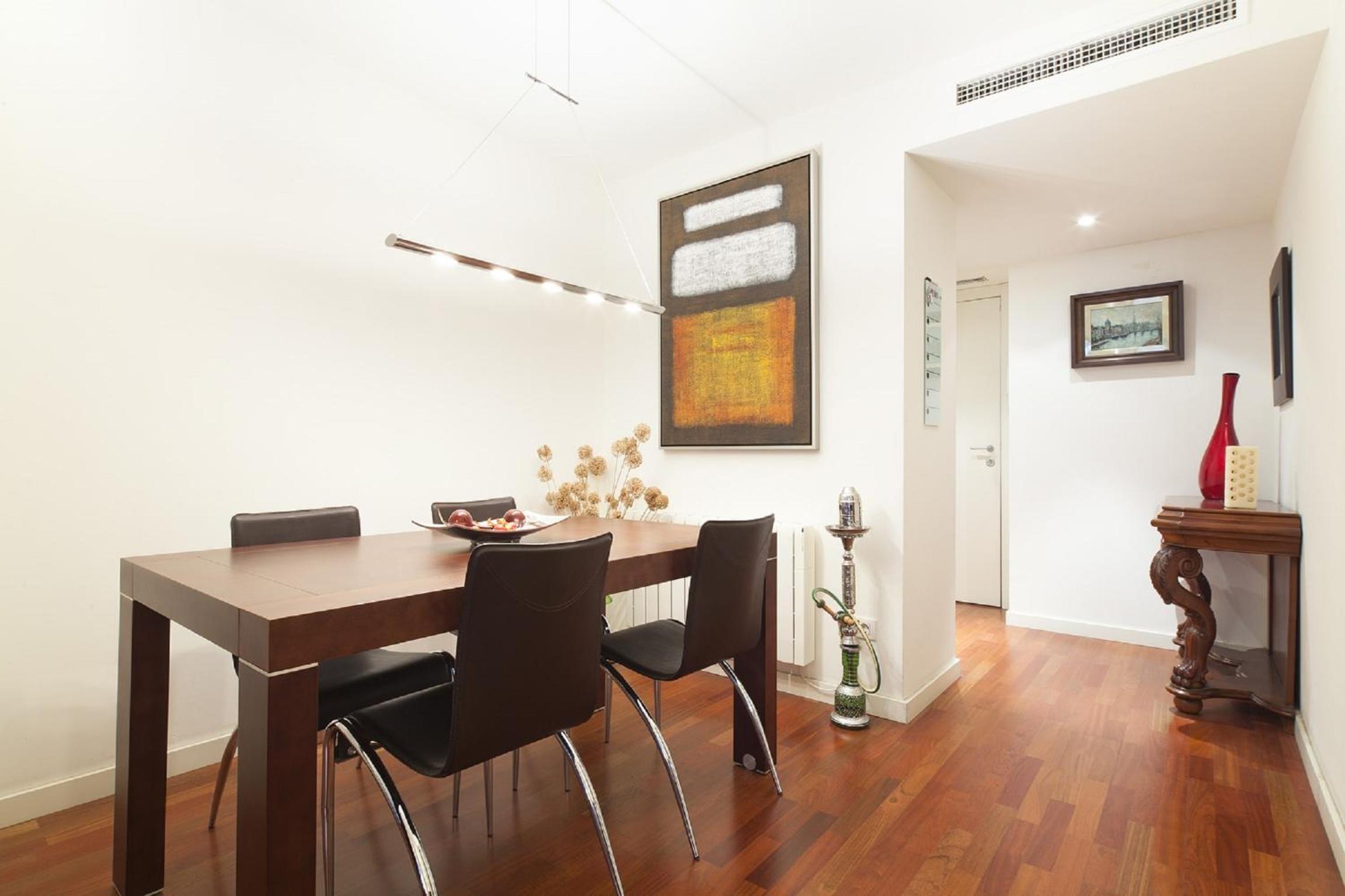 Two-Bedroom Apartment (3-4 Adults) photo 3