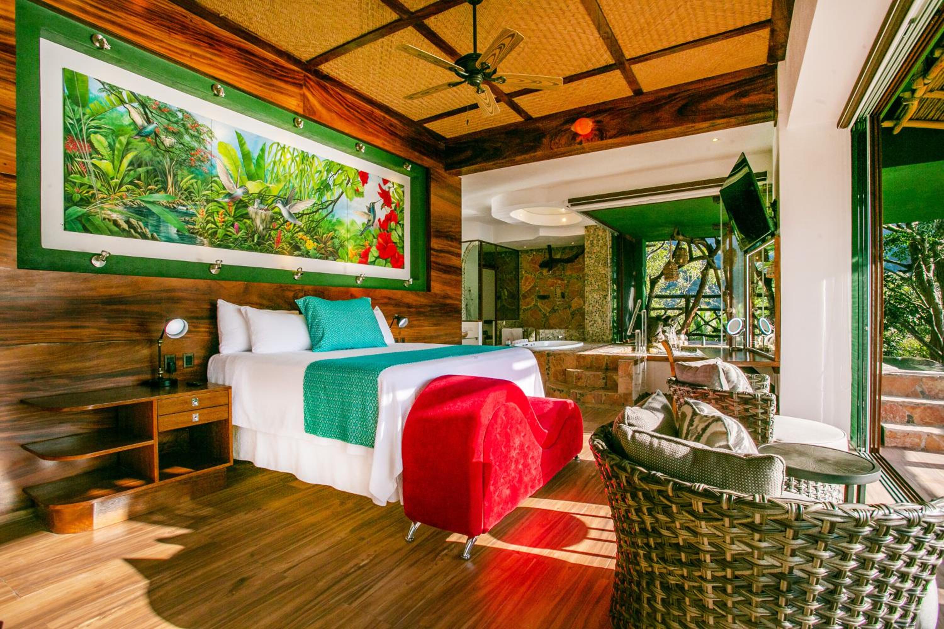 Suite with Private Pool - Photo 1