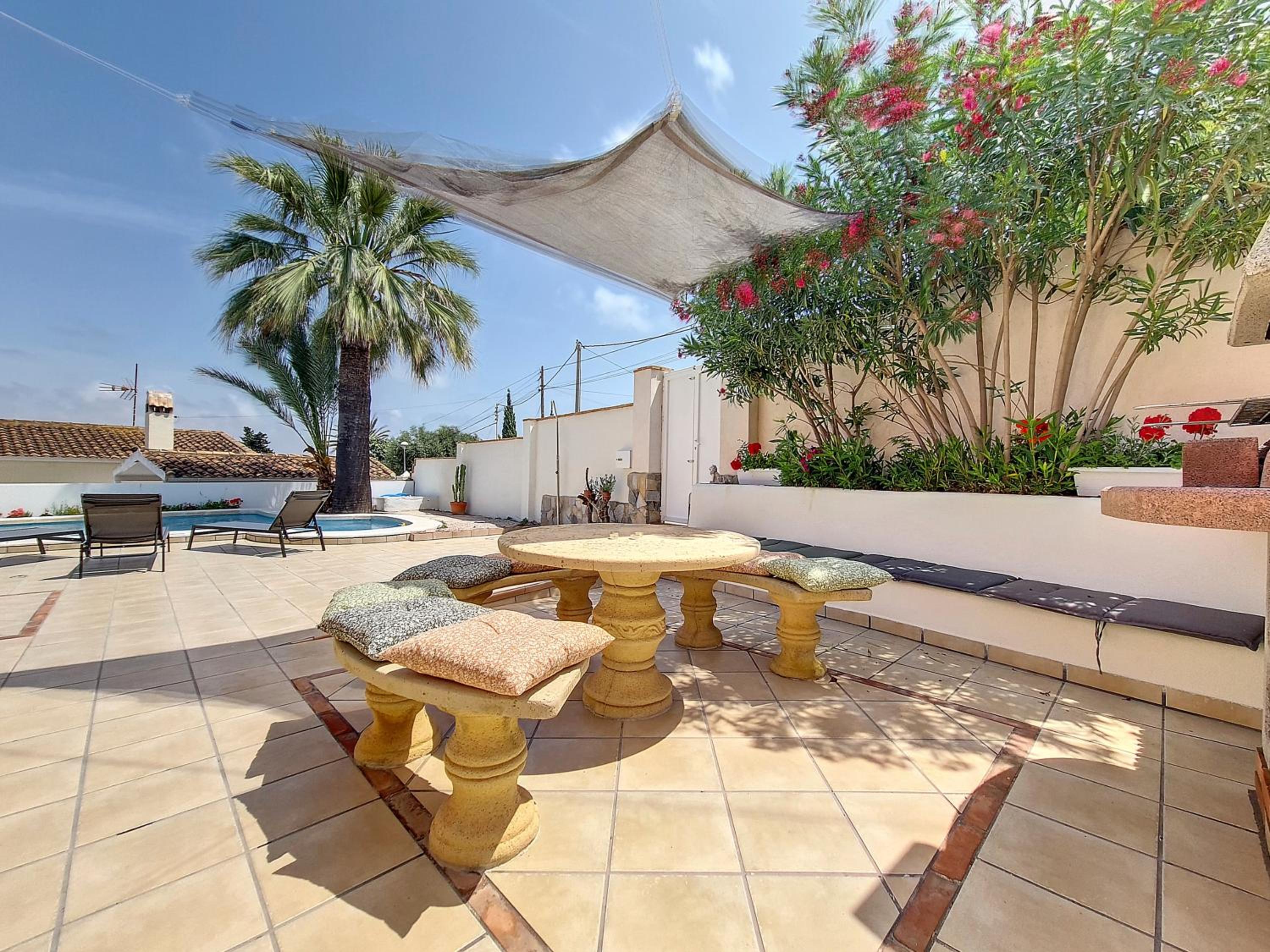 Three-Bedroom Villa photo 3