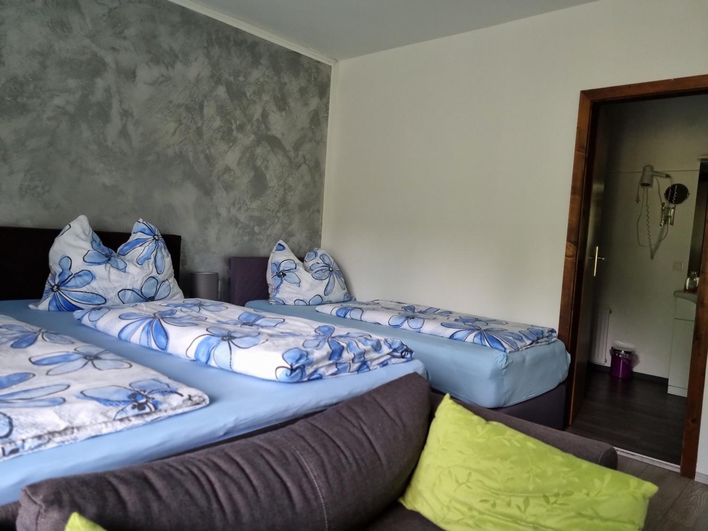 Triple Room with Balcony photo 3
