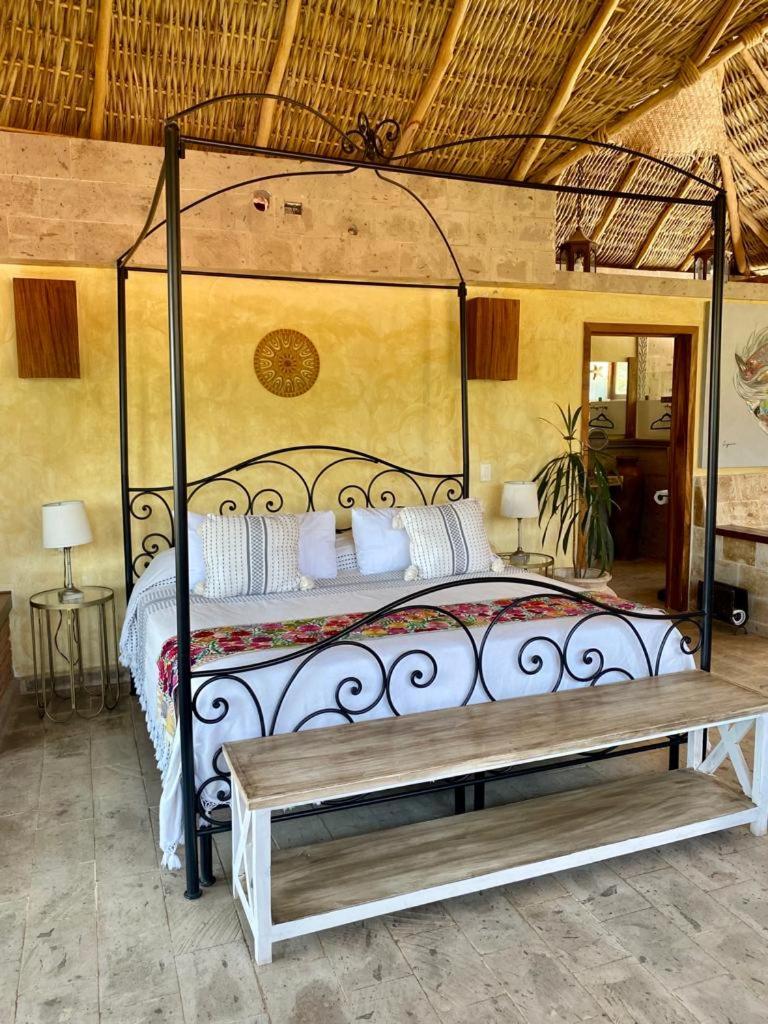 Suite Palapa Lake View - Photo 13