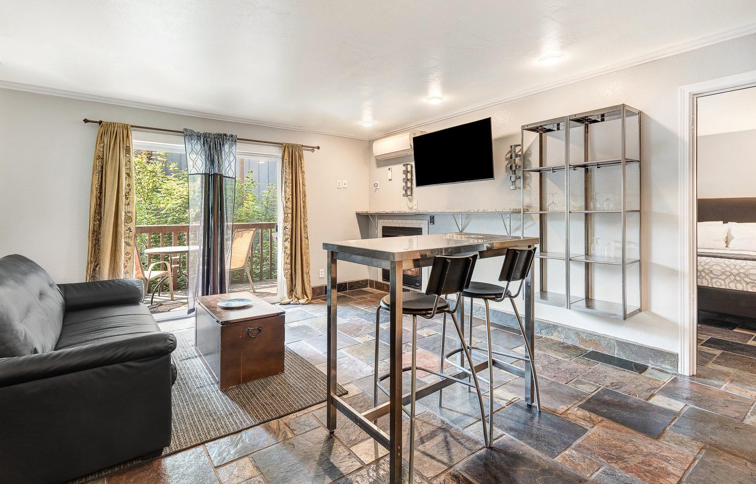King Suite photo 1