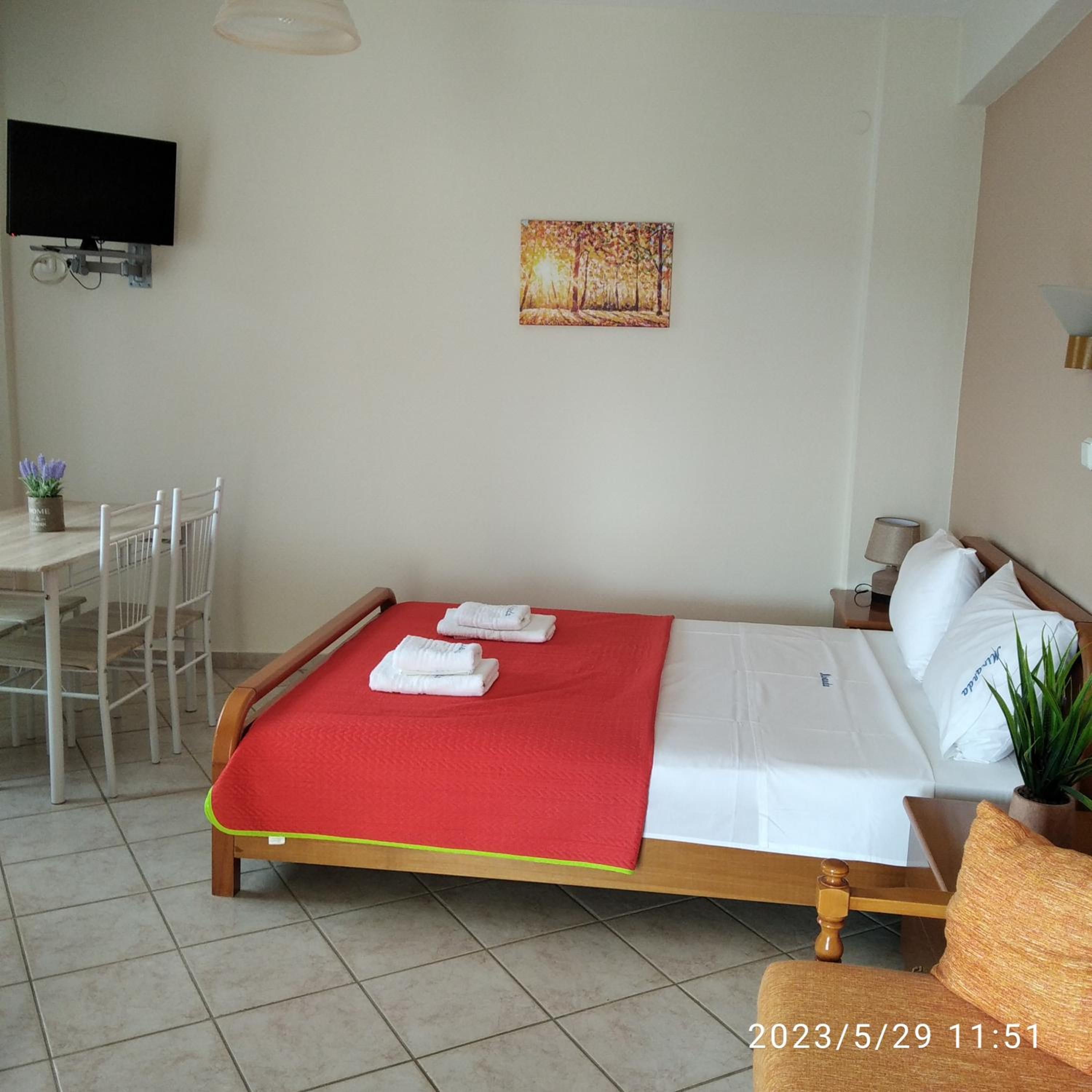 Standard Double Room - Photo 5