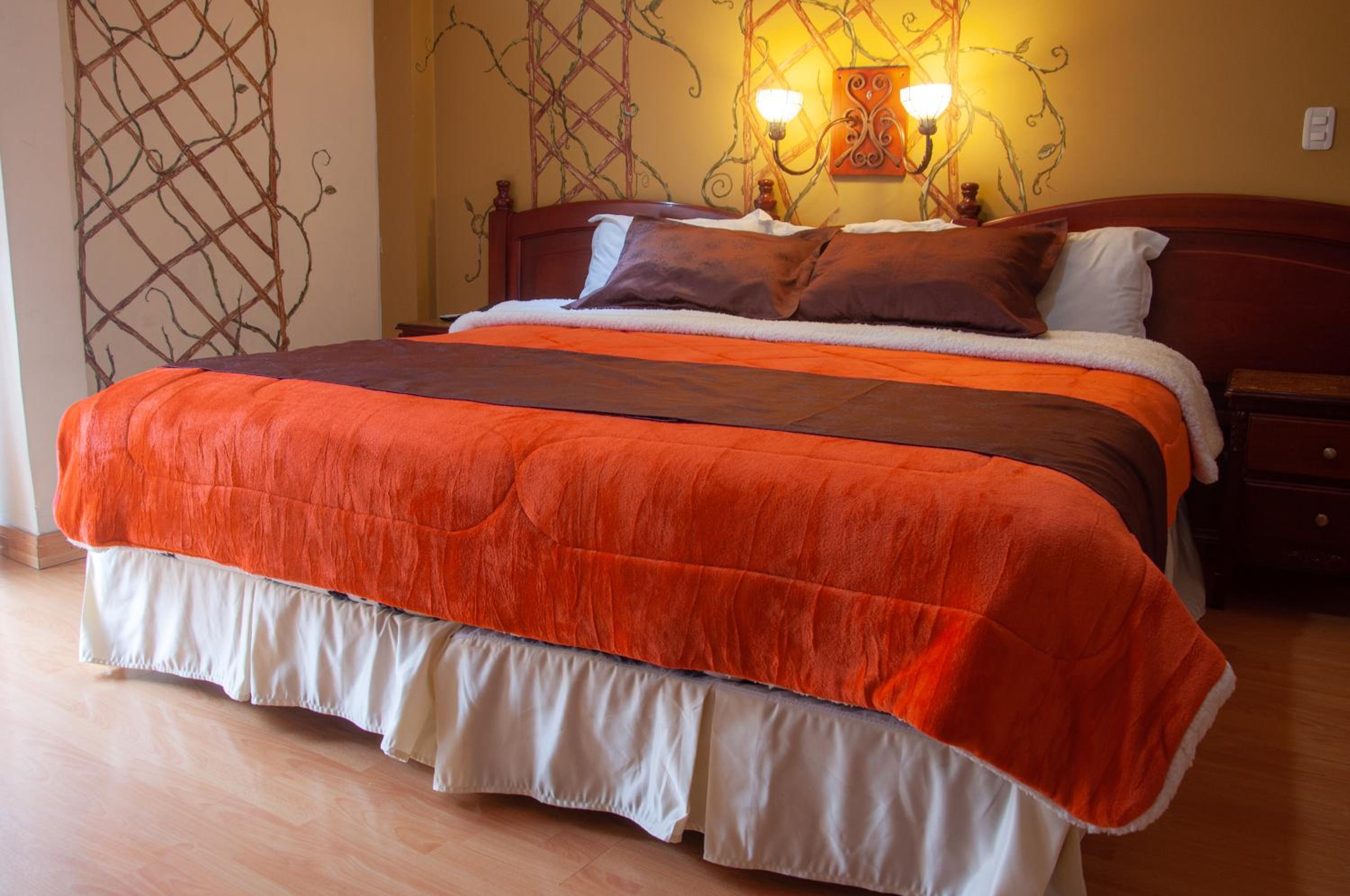 Deluxe King Room photo 2