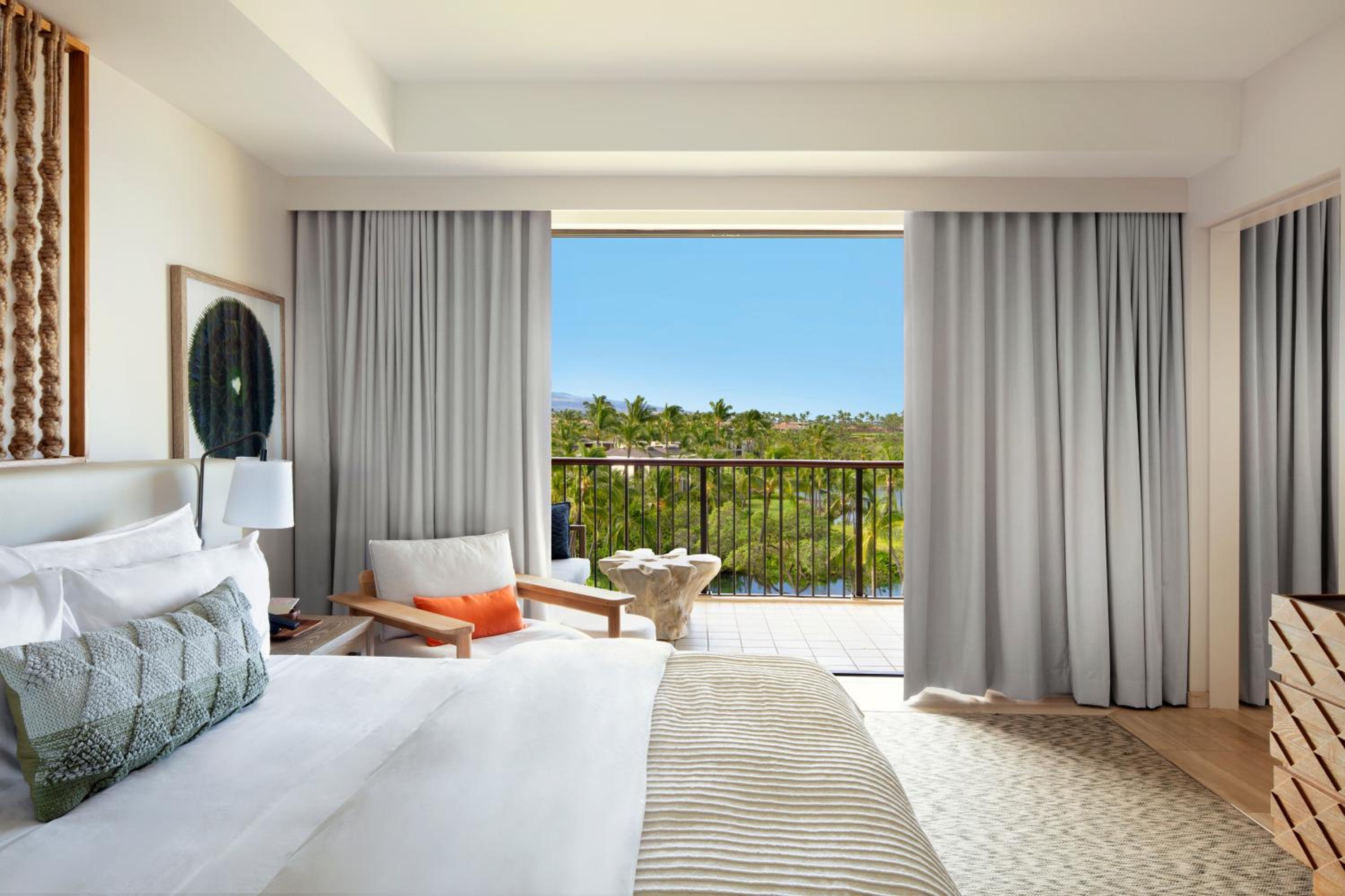One Bedroom Premium Suite (Non Smoking)