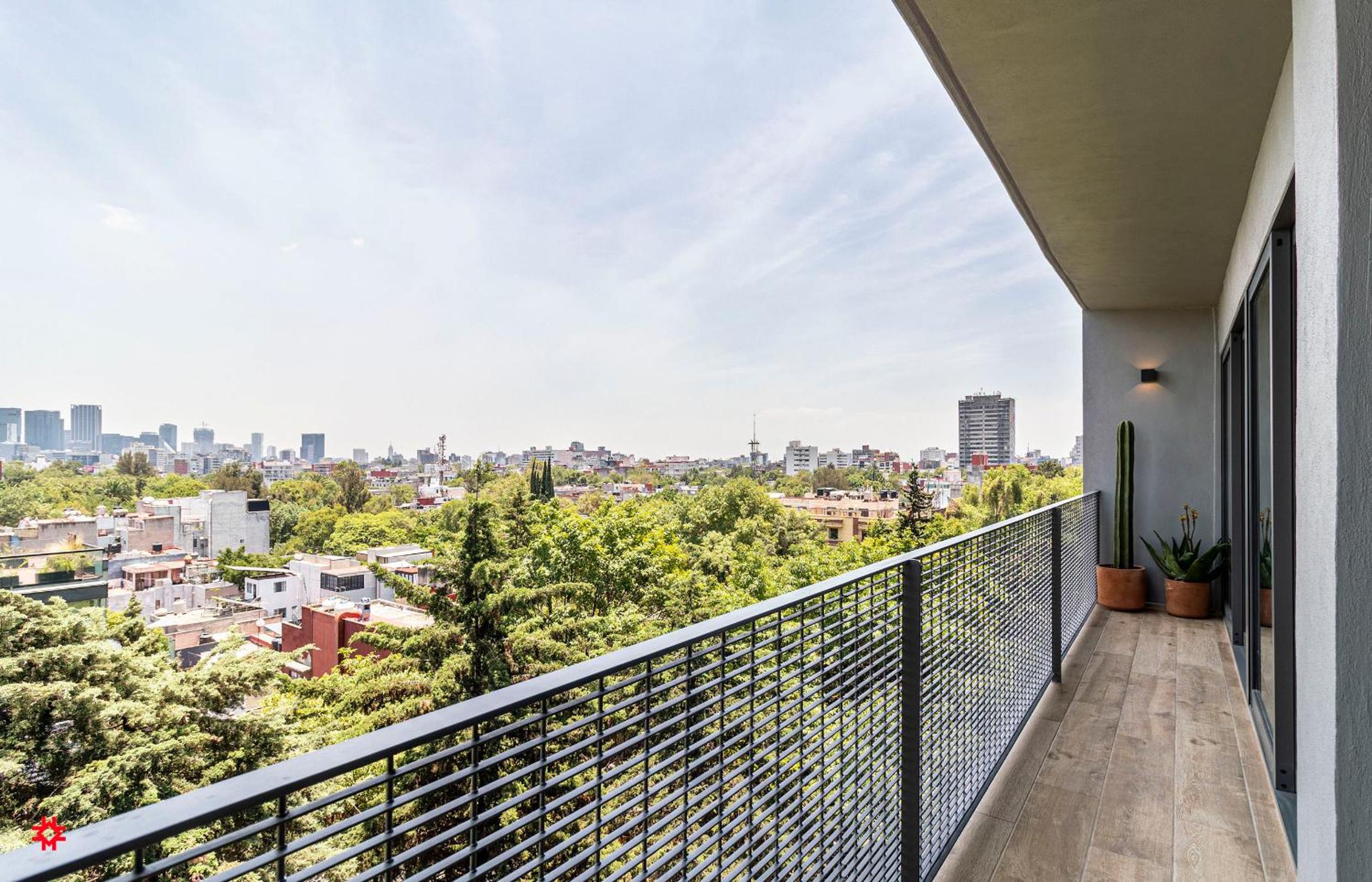 Apartment with Balcony - Photo 7