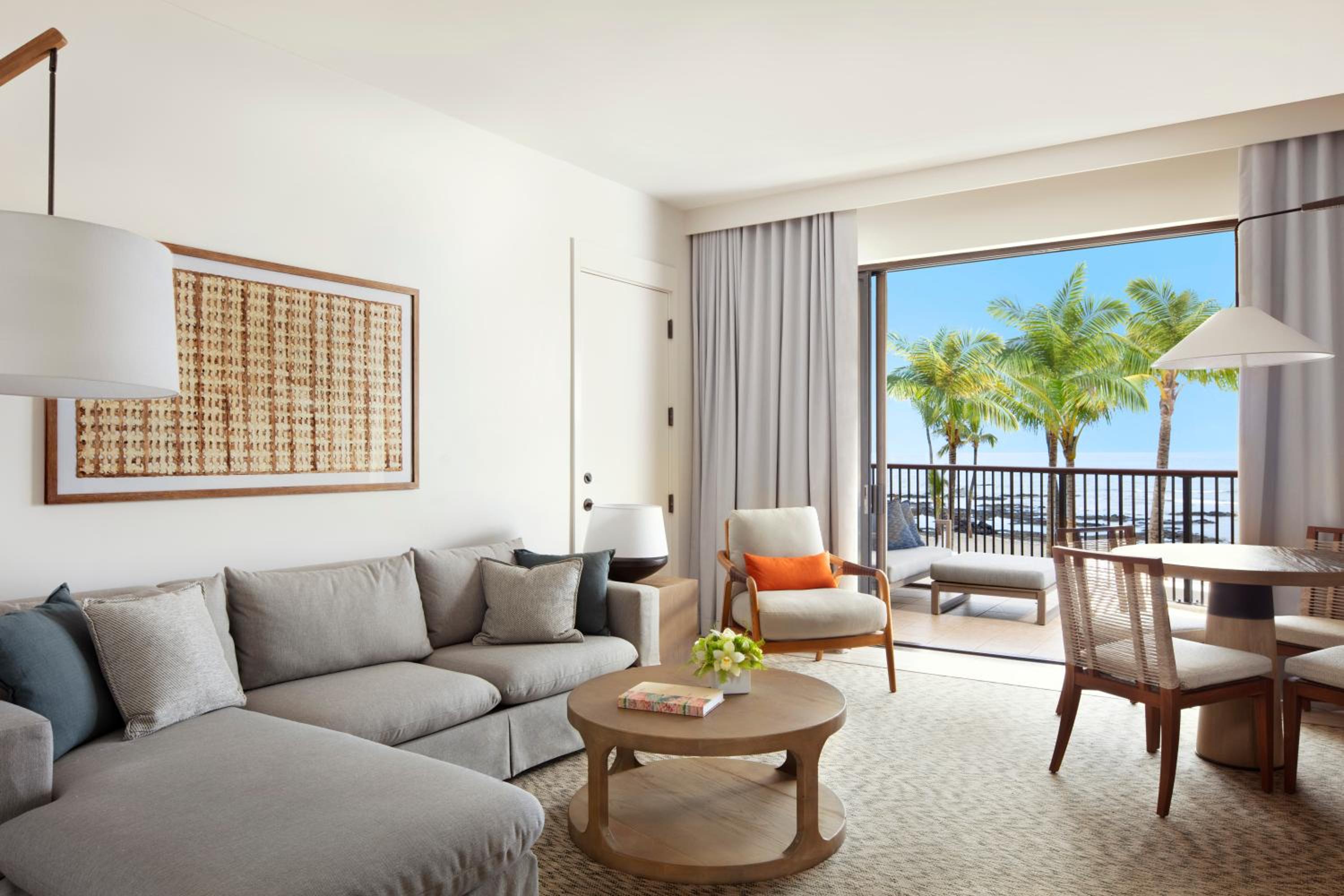 One Bedroom Suite (Non Smoking)