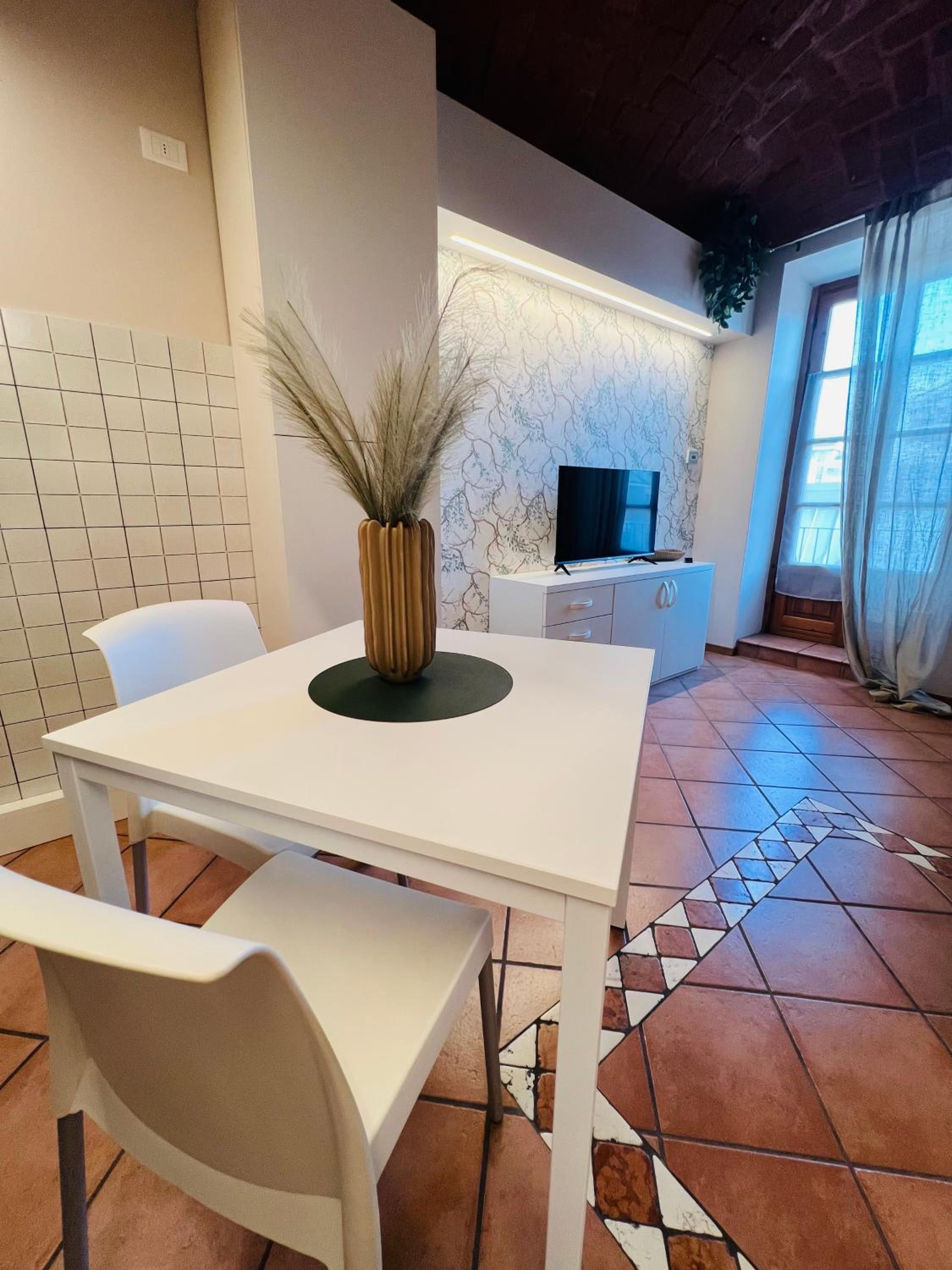 Studio Apartment photo 2
