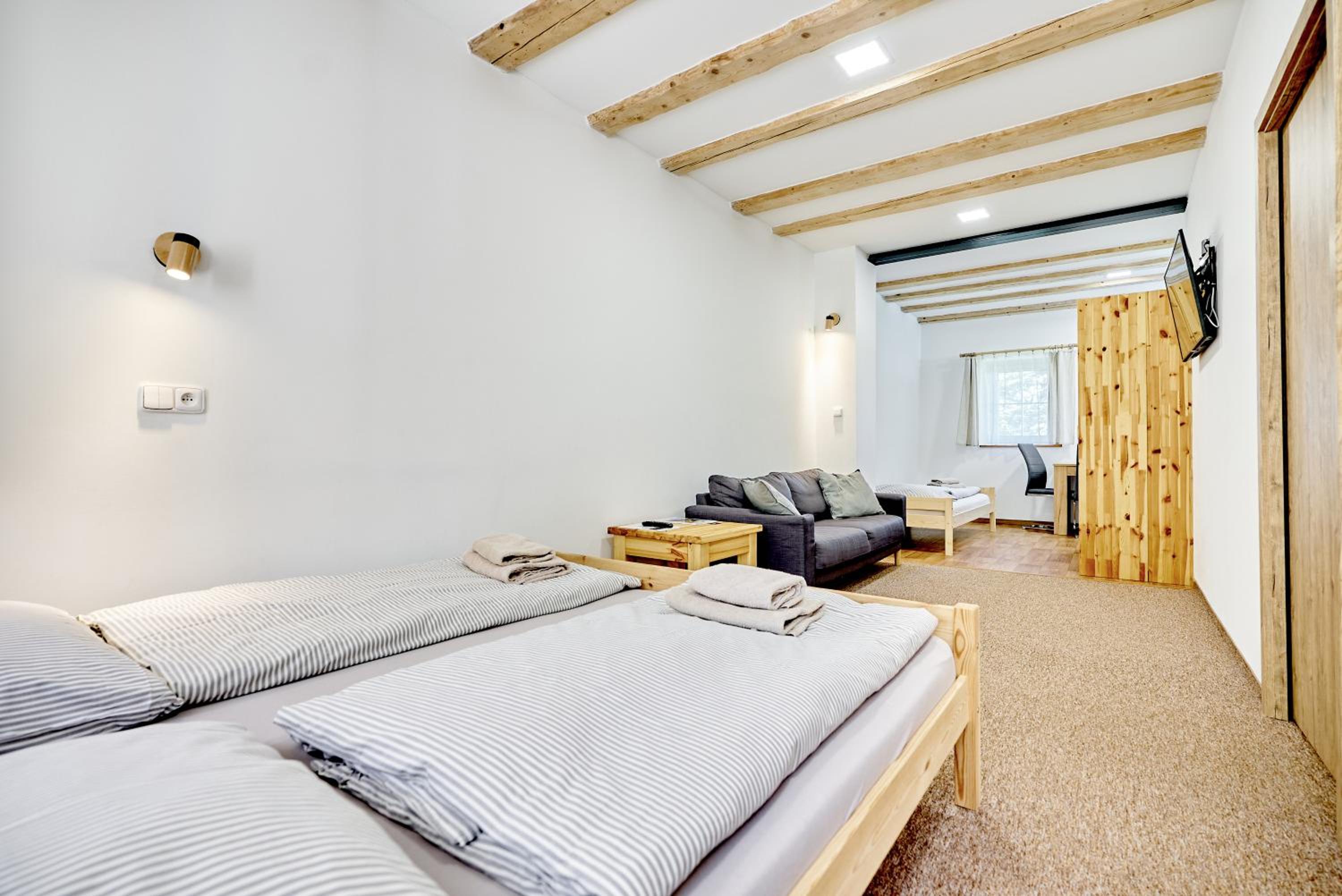 Studio Apartment photo 1