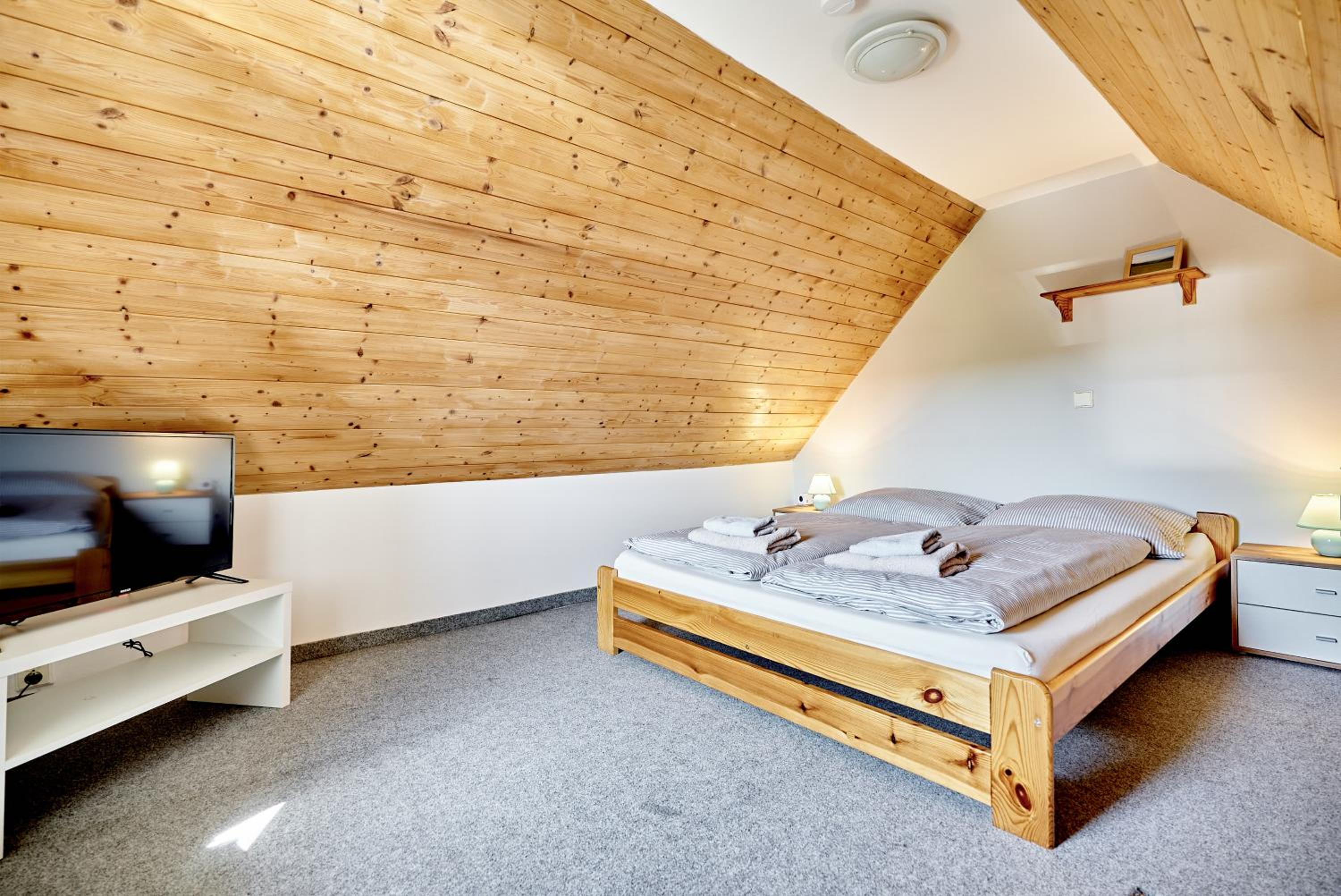 Quadruple Room with Private Bathroom photo 1