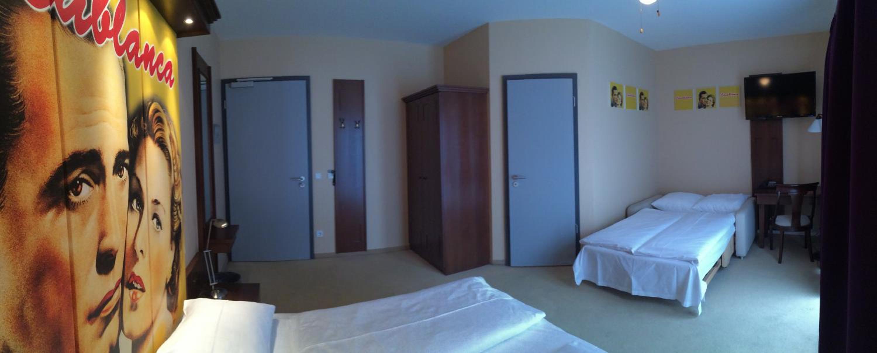 Superior Family Room (2 Adults + 2 Children)