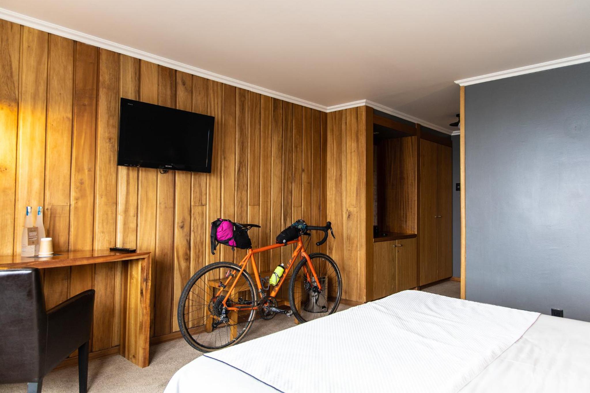 Double Room - Photo 5