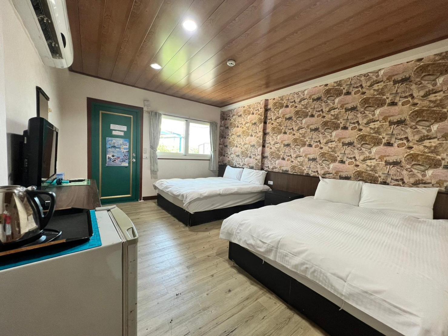 Holiday Home (4 Adults) photo 3