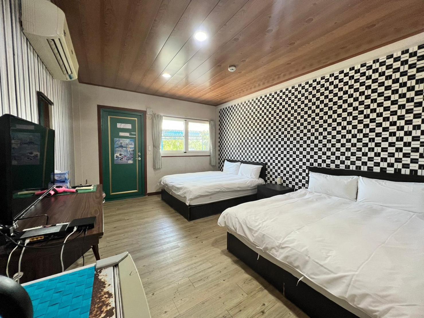 Holiday Home (4 Adults) photo 2
