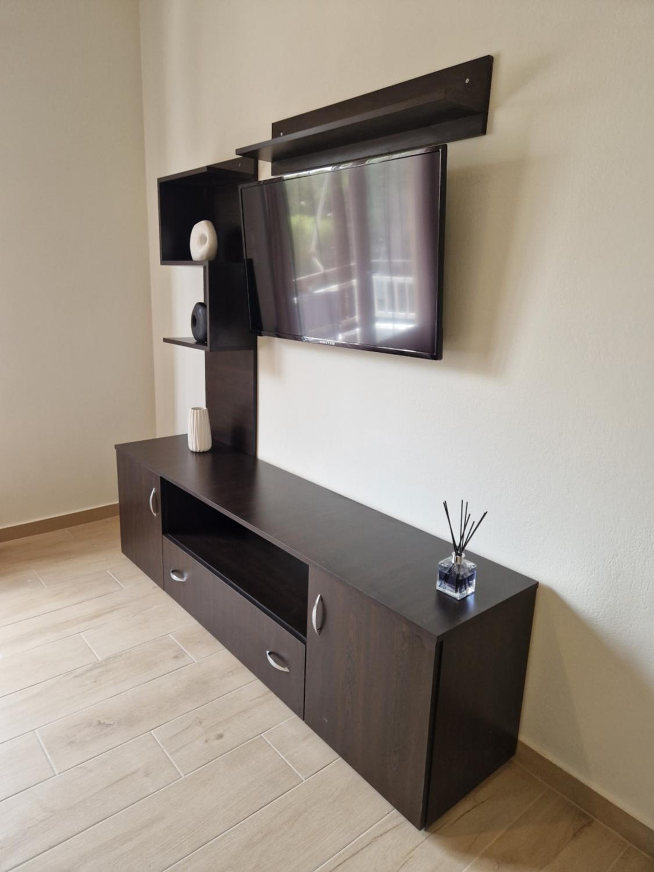 Apartment - Photo 8