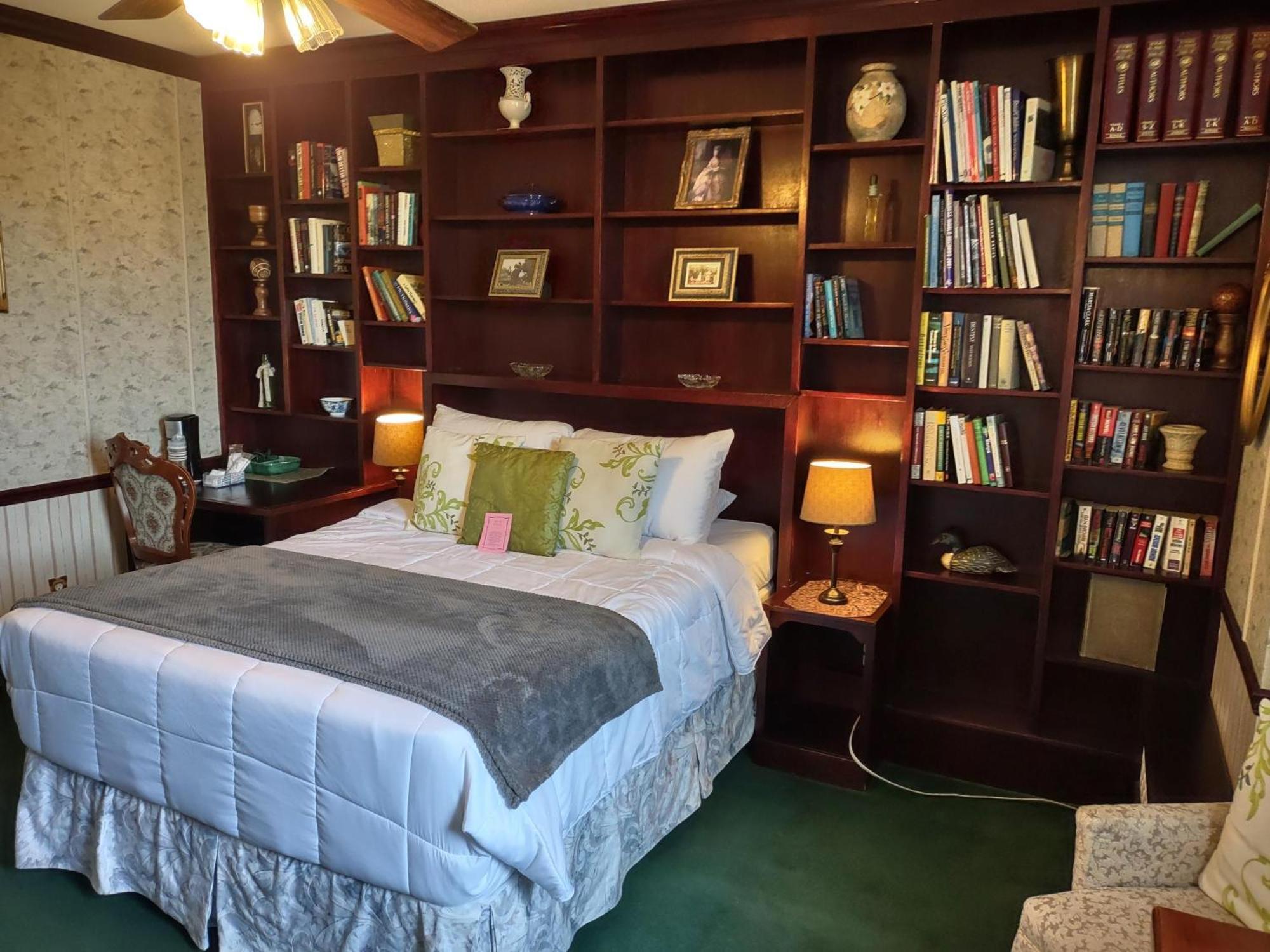 Deluxe Double Room with Castle View