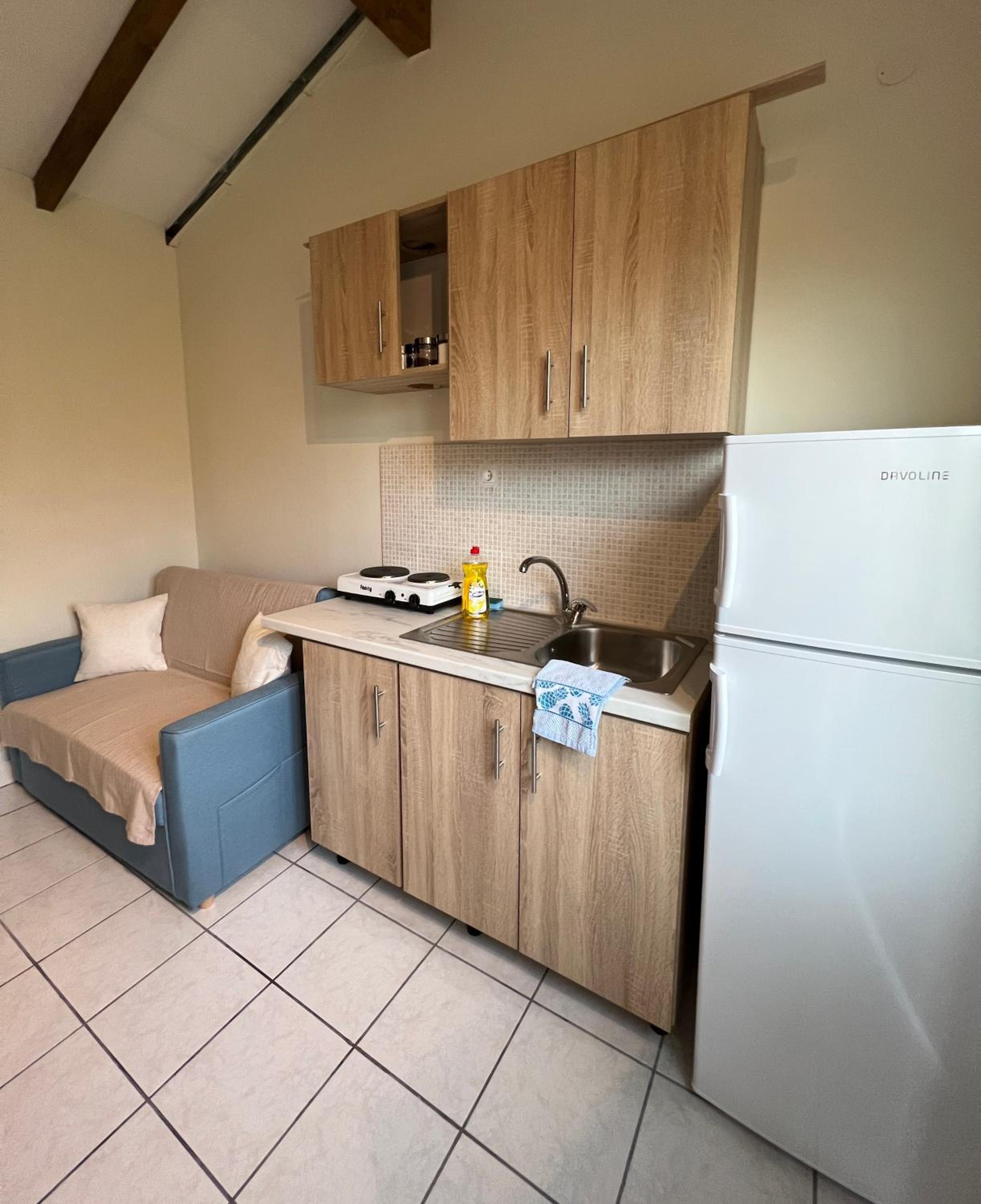 One-Bedroom House photo 3
