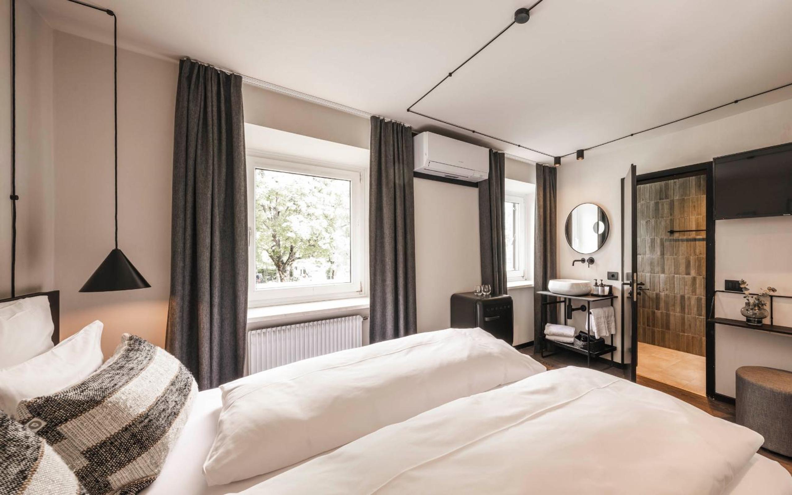 Economy Double Room