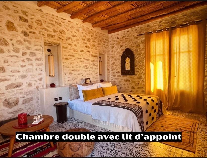 Double Room with Extra Bed - Photo 2