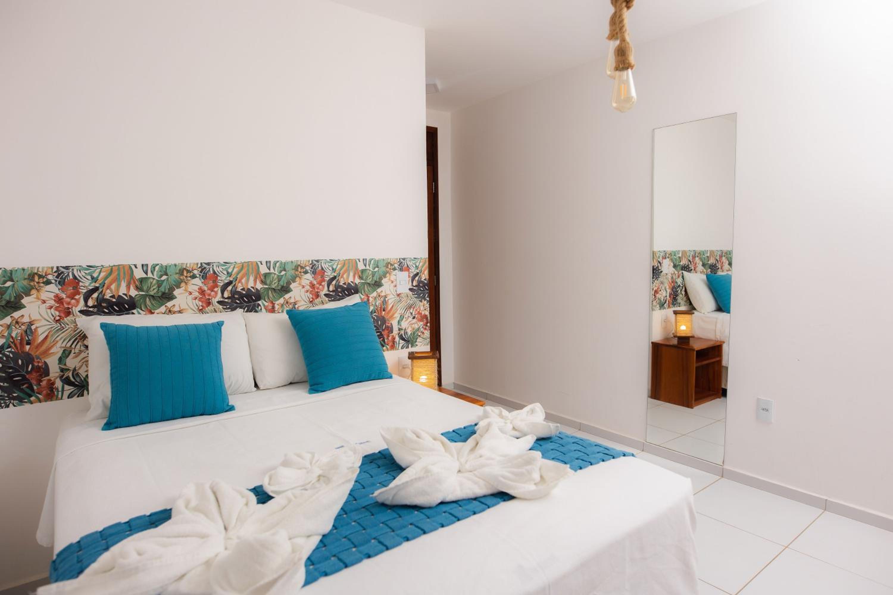 Deluxe Double Room with Balcony photo 2