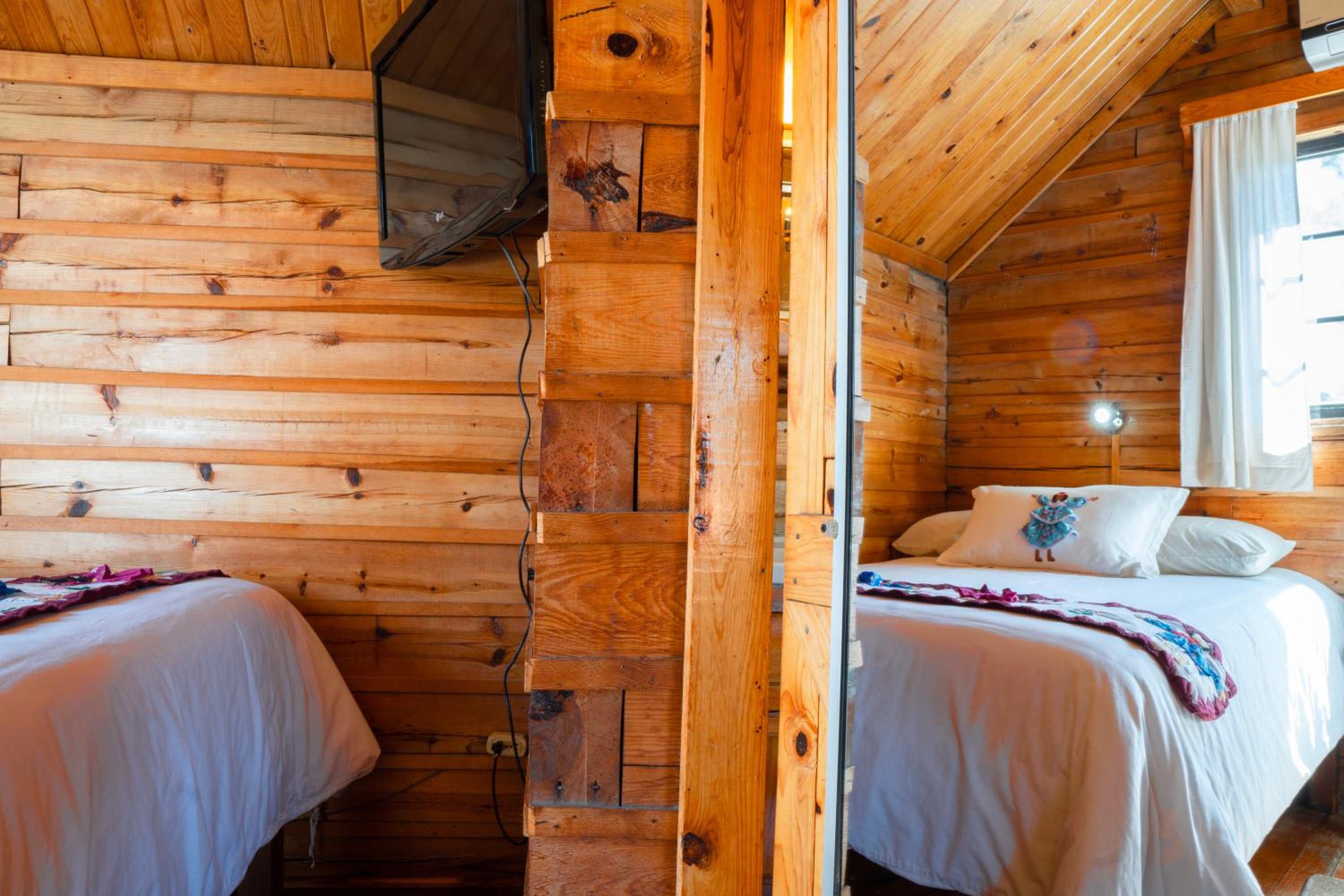 Standard Double Room with Two Double Beds - Photo 2
