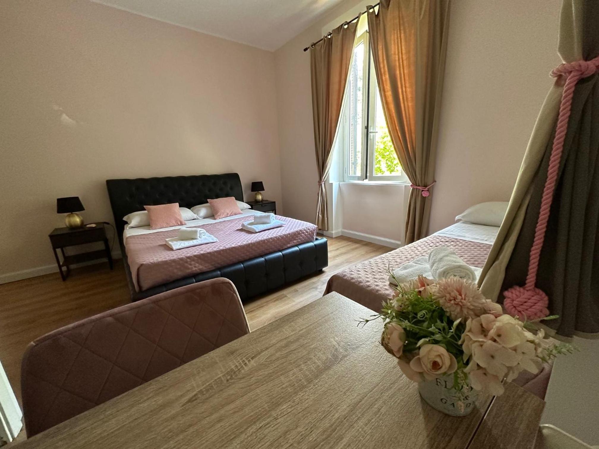 Double Room with Extra Bed (3 Adults) photo 2