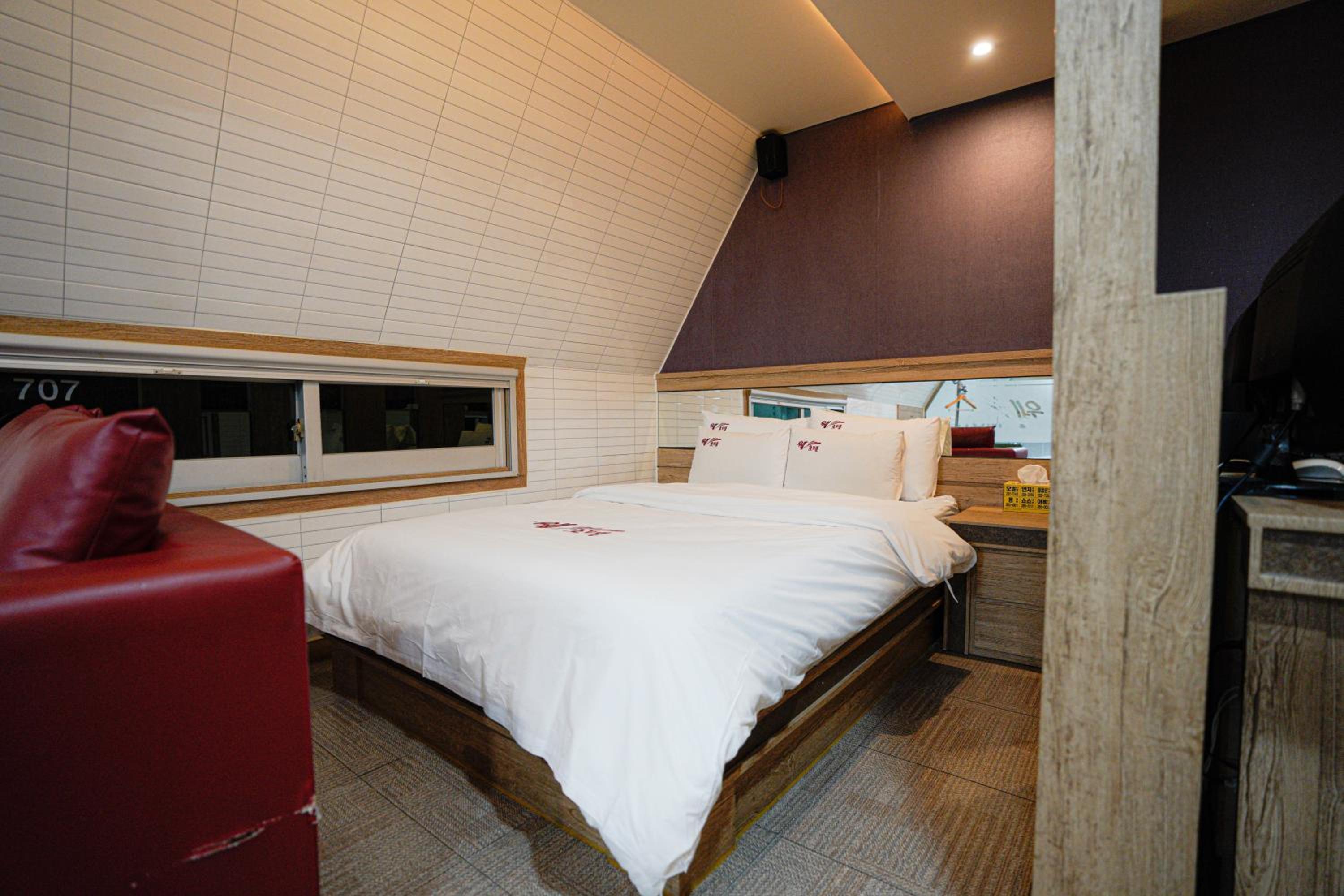 Family Suite - Photo 5