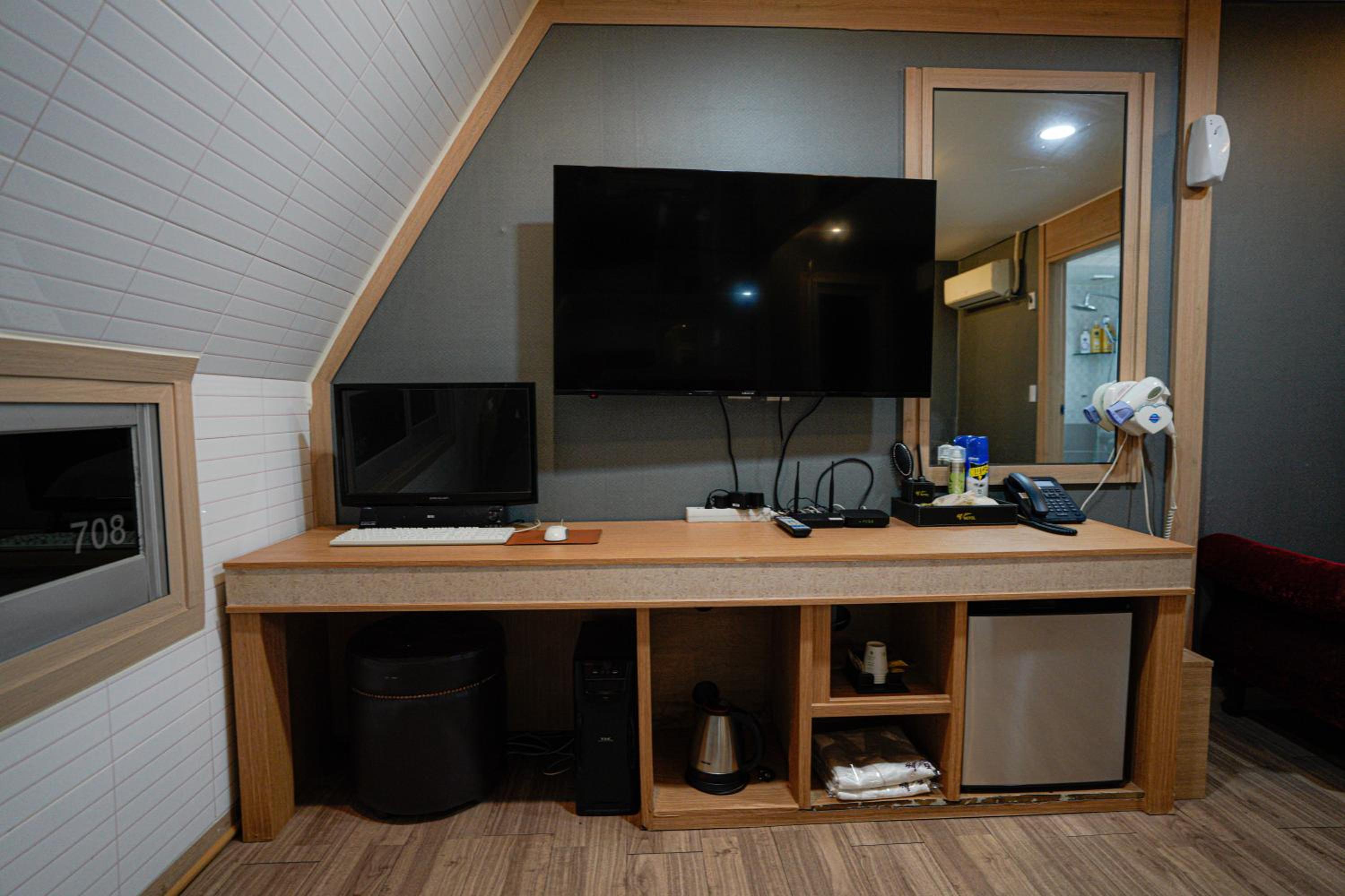 Deluxe Double Room - Photo 3