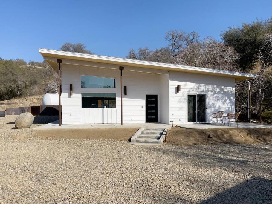 Two-Bedroom House photo 2