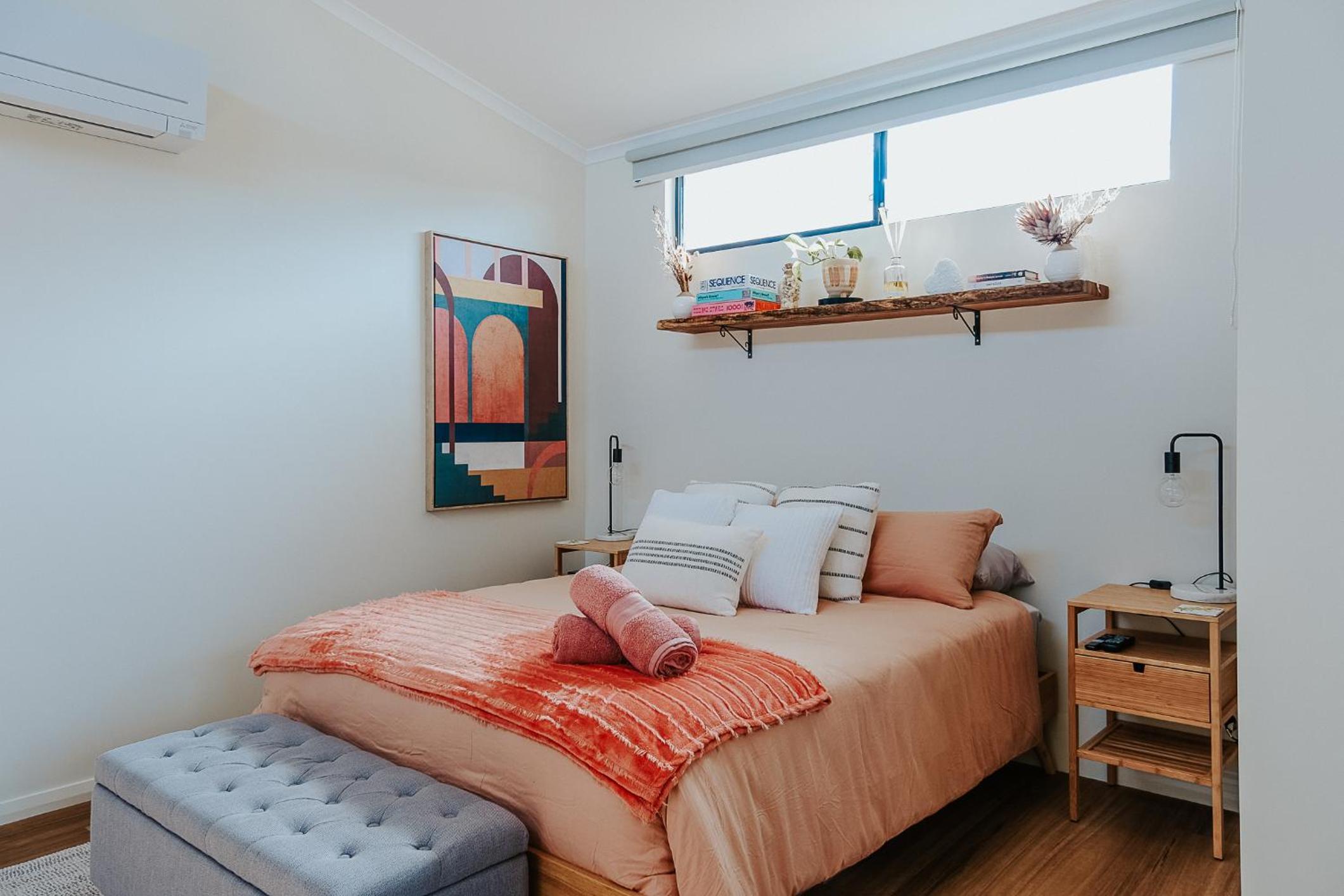 One-Bedroom House photo 1