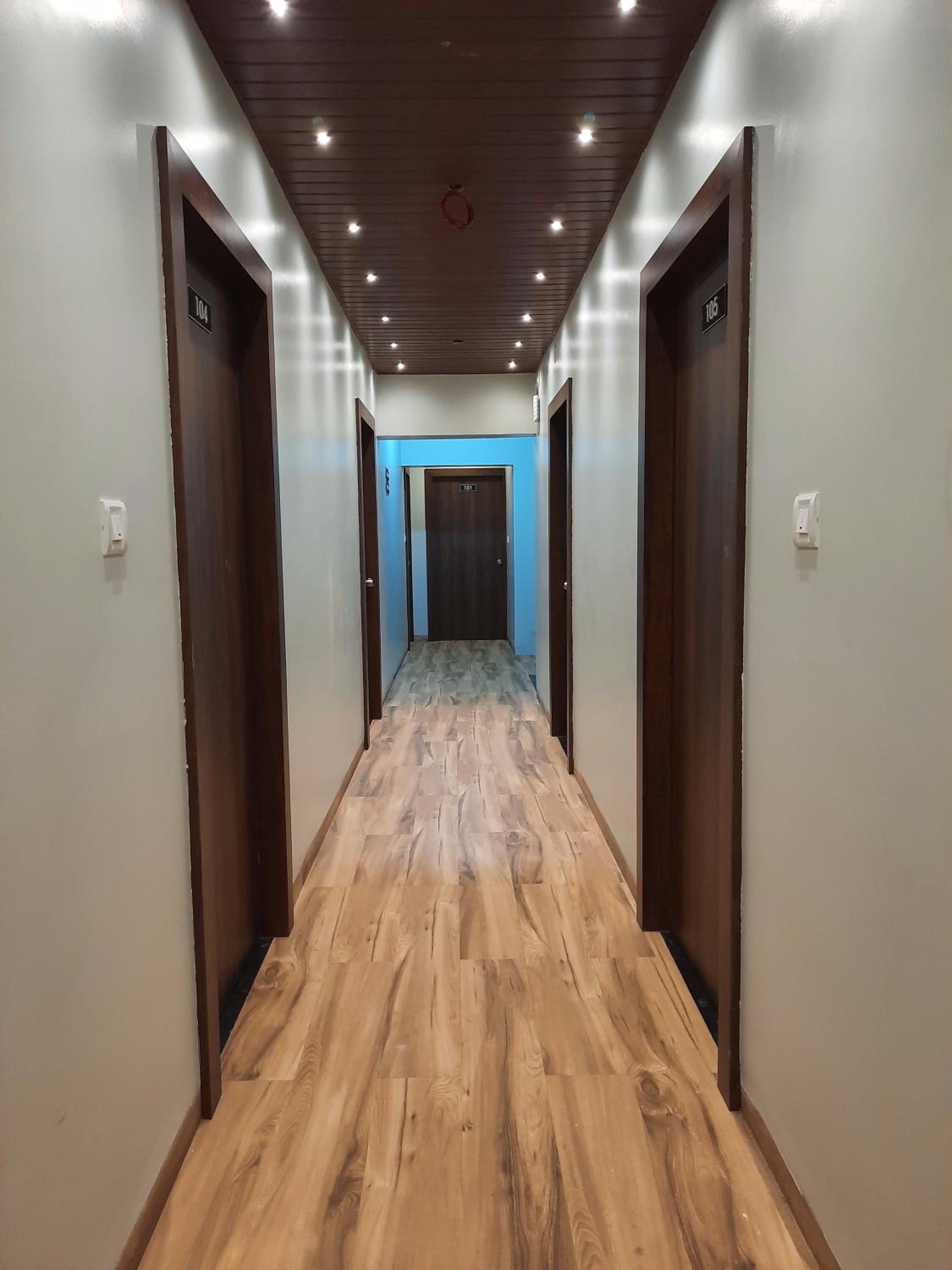 Standard Double Room - Photo 6