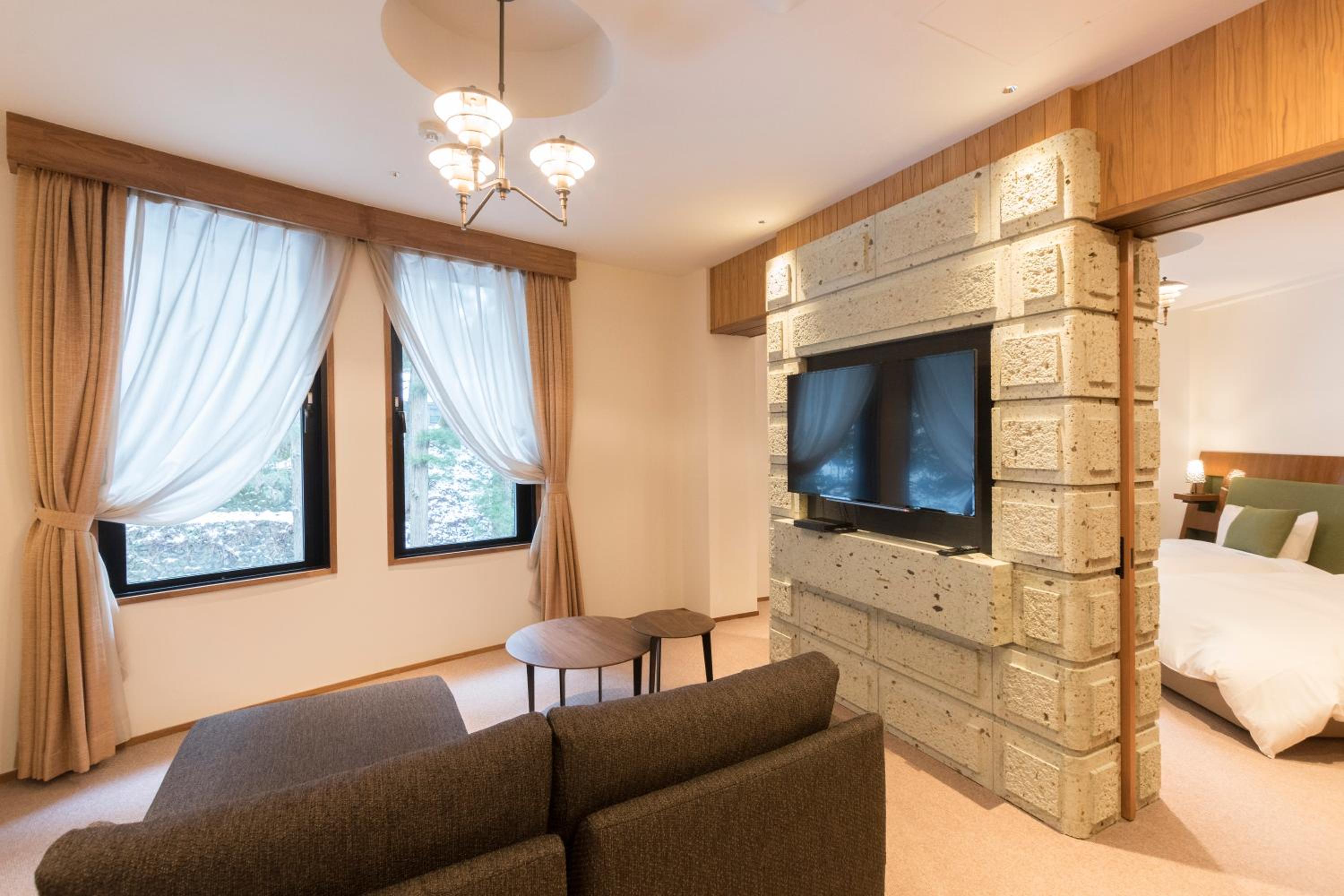 Deluxe Suite photo 2