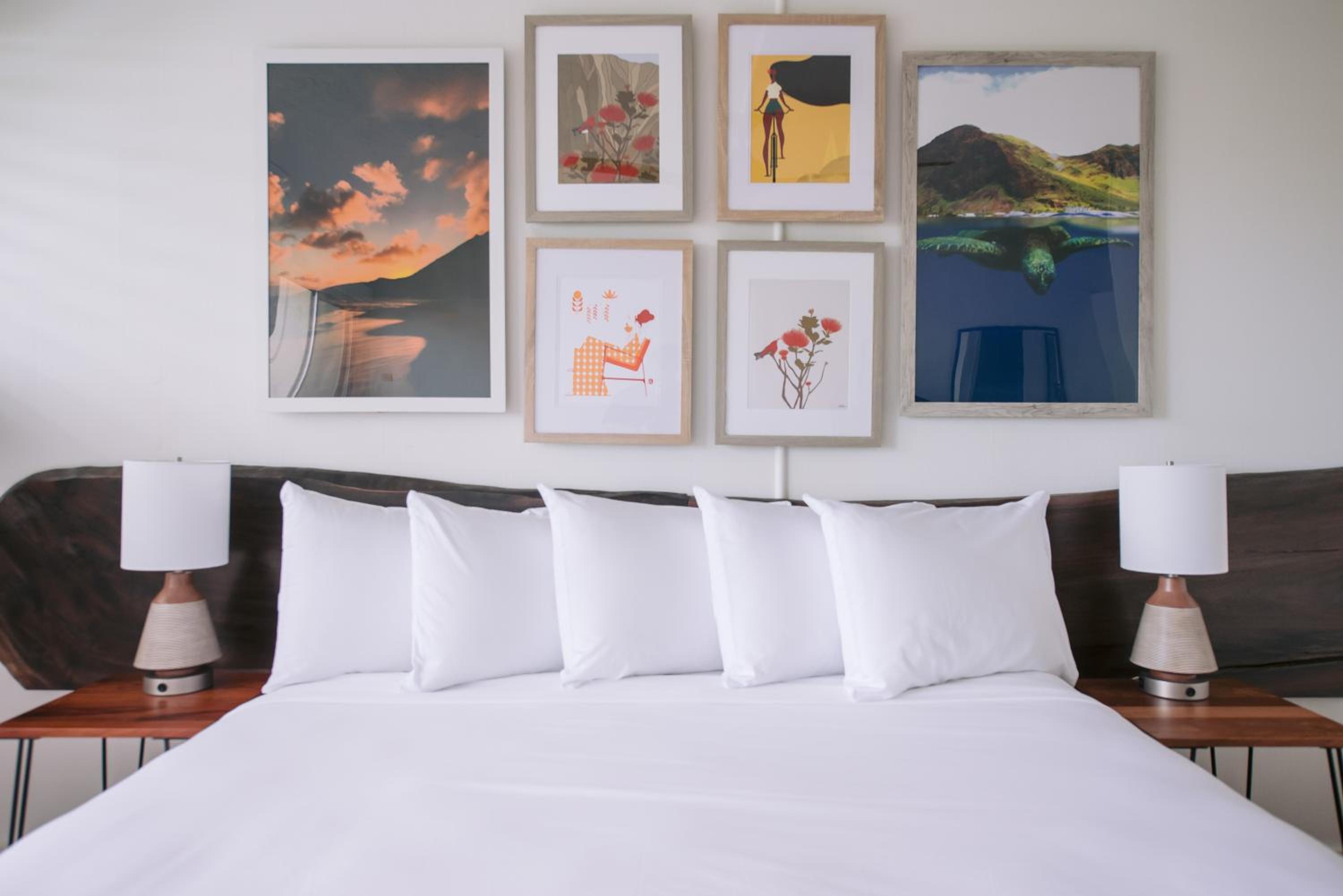 King Room with Balcony - Photo 1