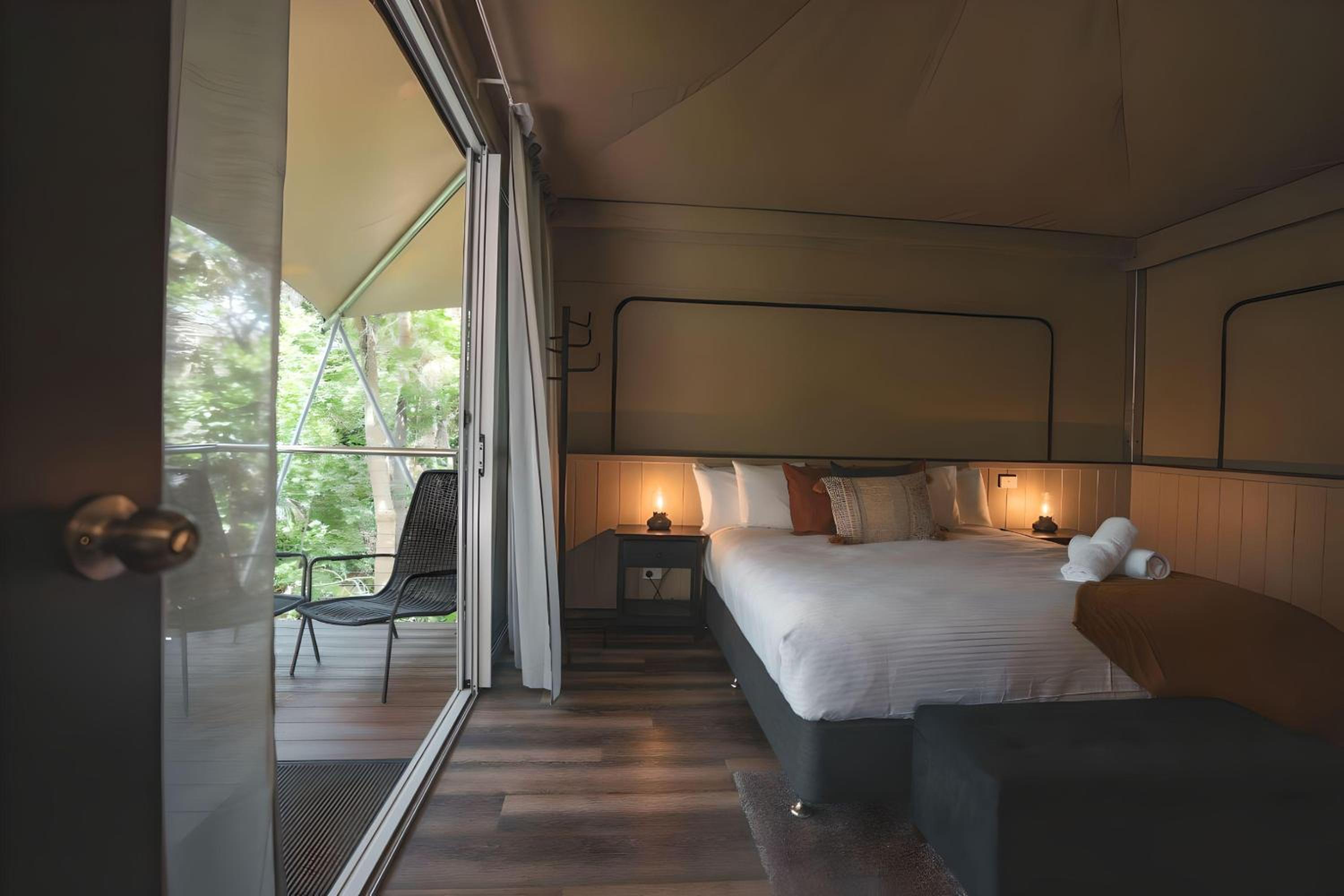 Tent - Photo 8