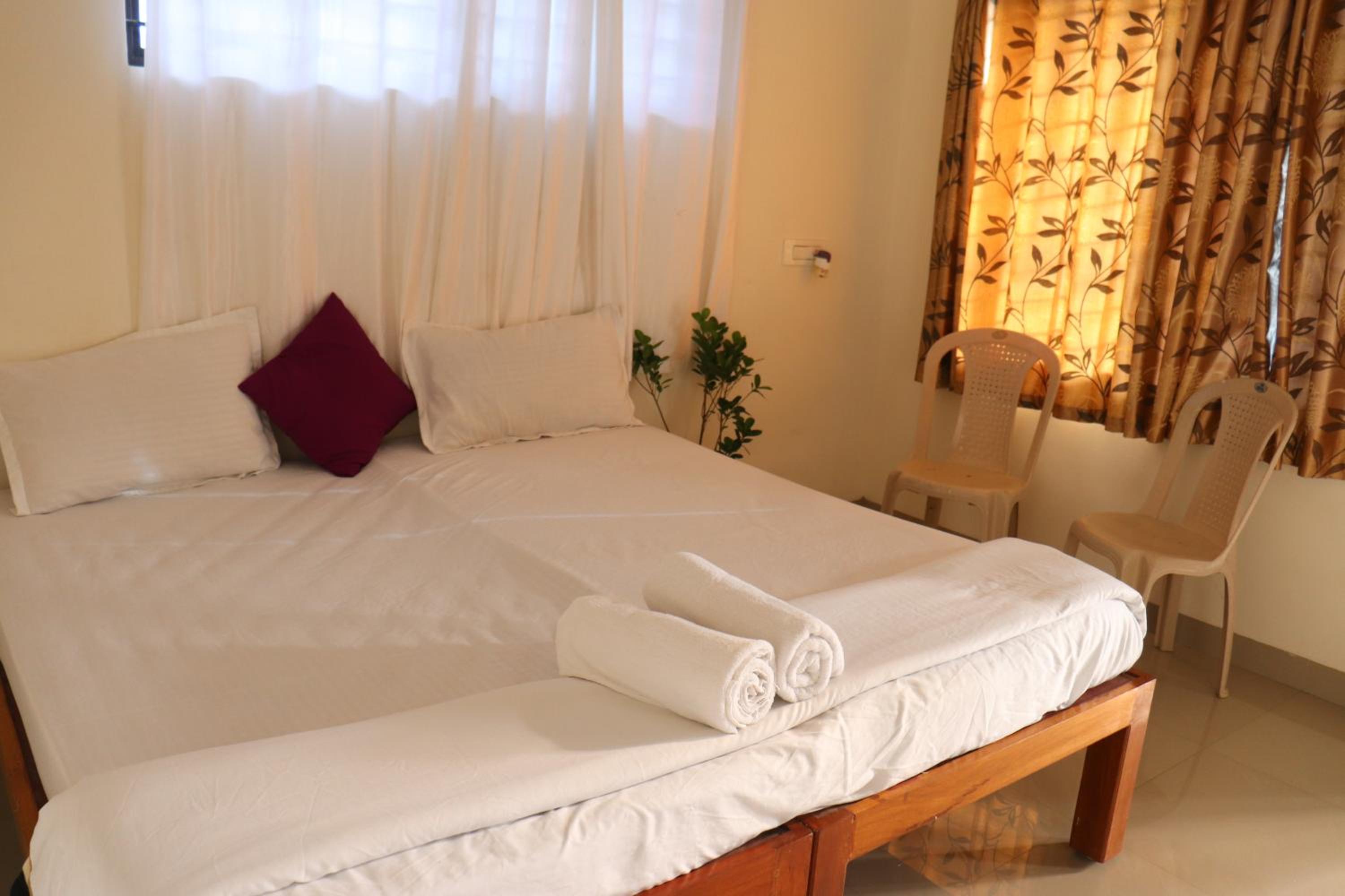Budget Double Room photo 1