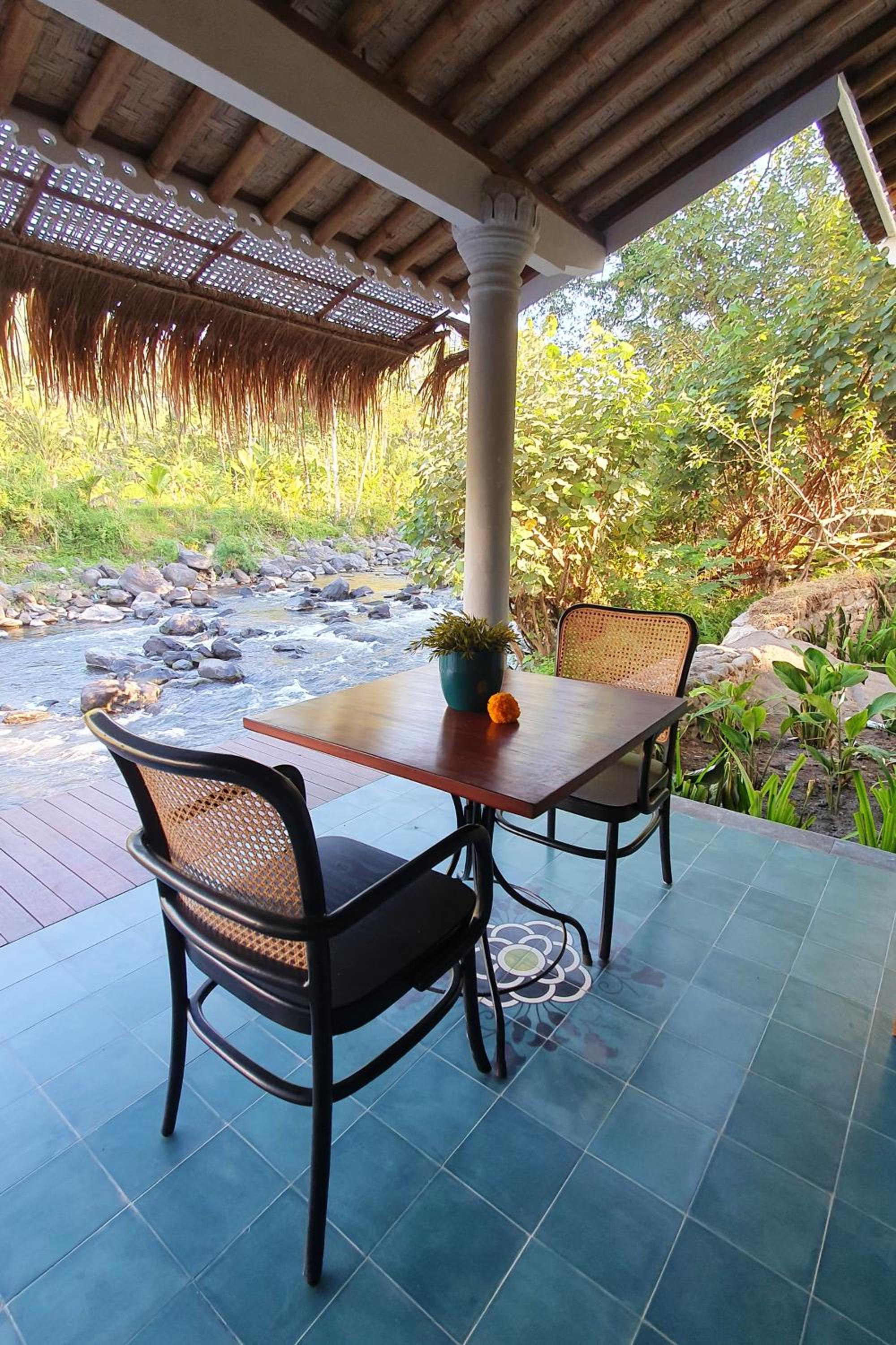 Villa with Private Pool - Photo 37