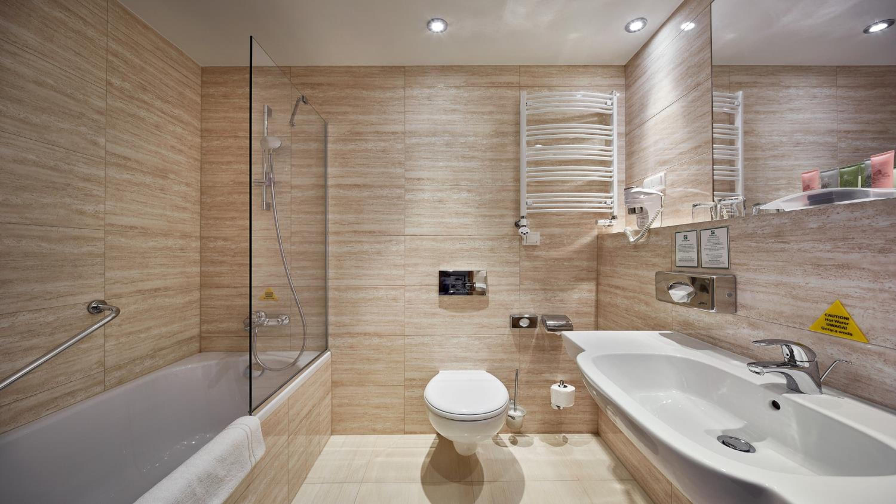 King Suite - Photo 4