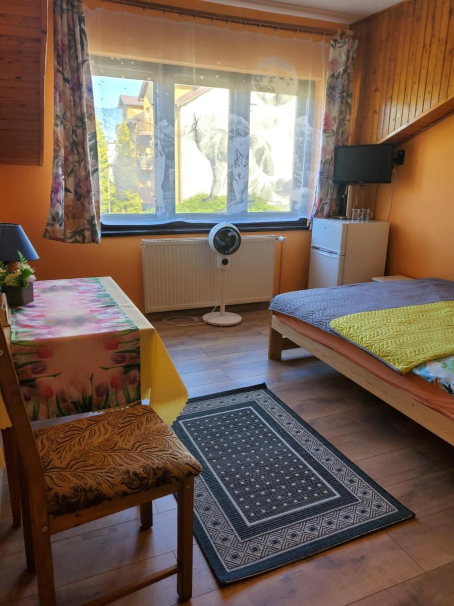 Double Room with Private Bathroom photo 3