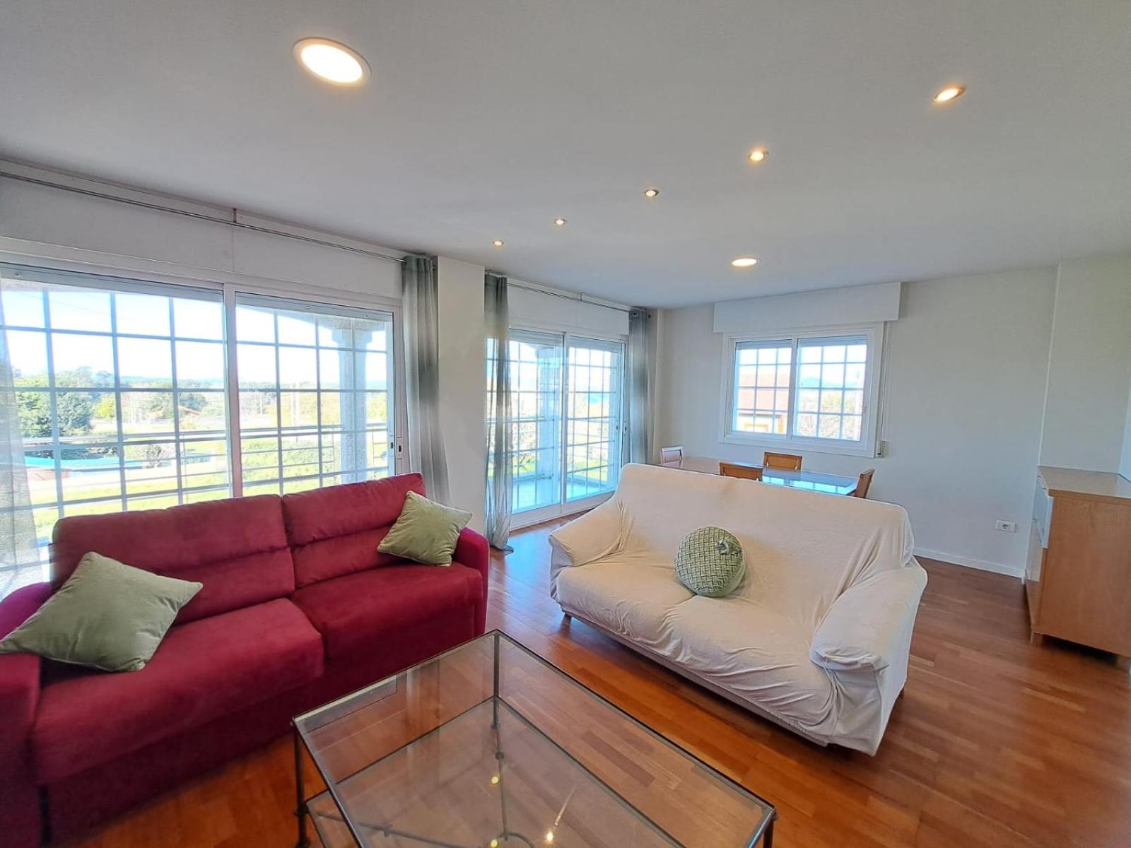 Casa de cinco habitaciones