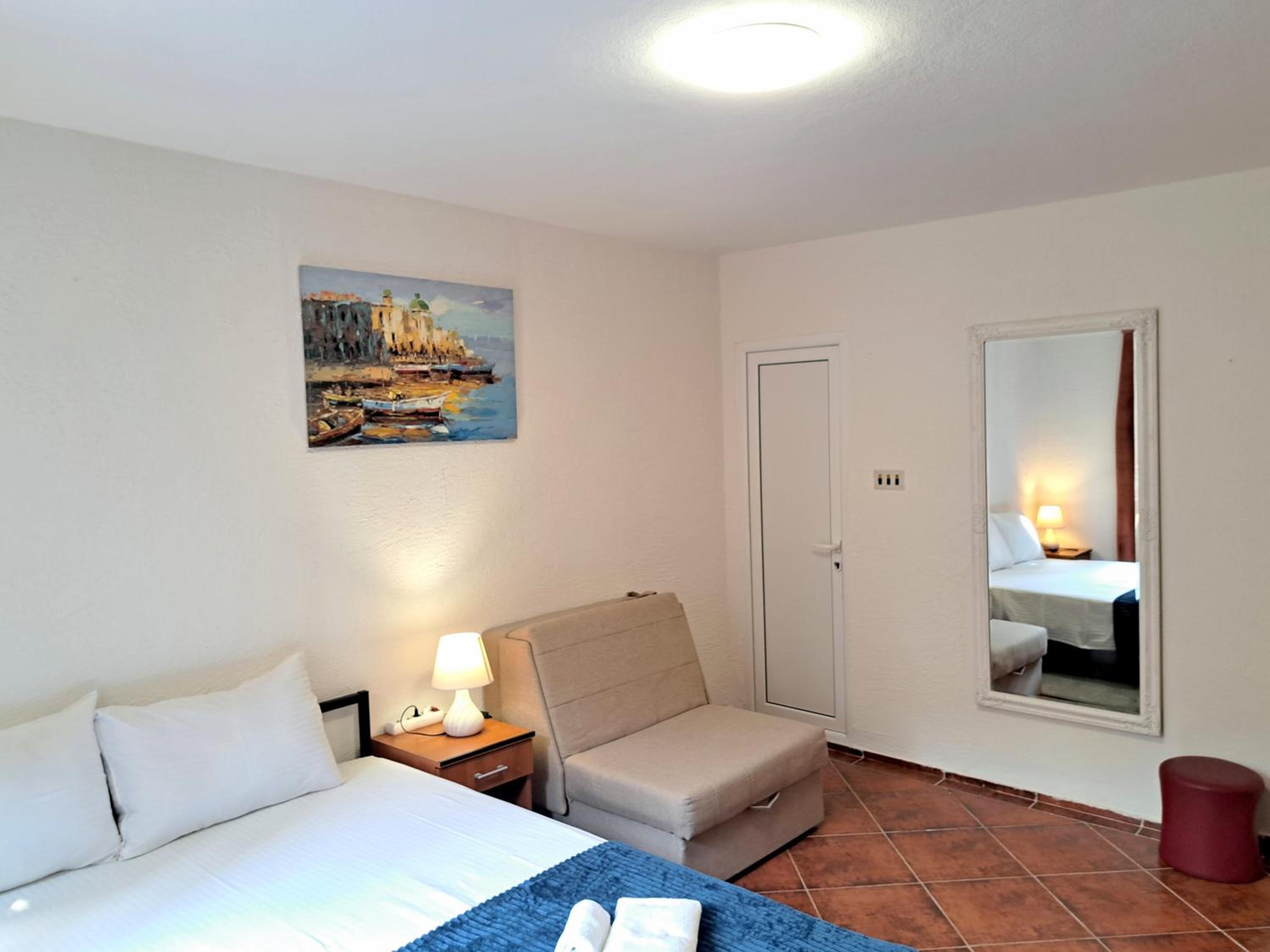 Triple Room photo 2