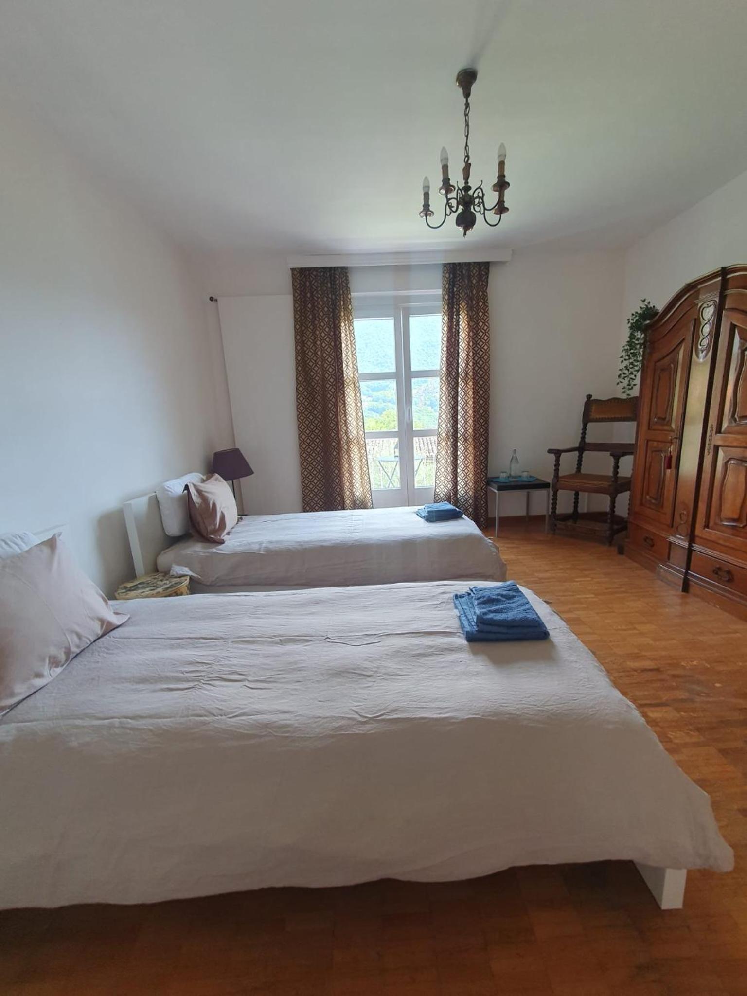 Twin Room with Balcony