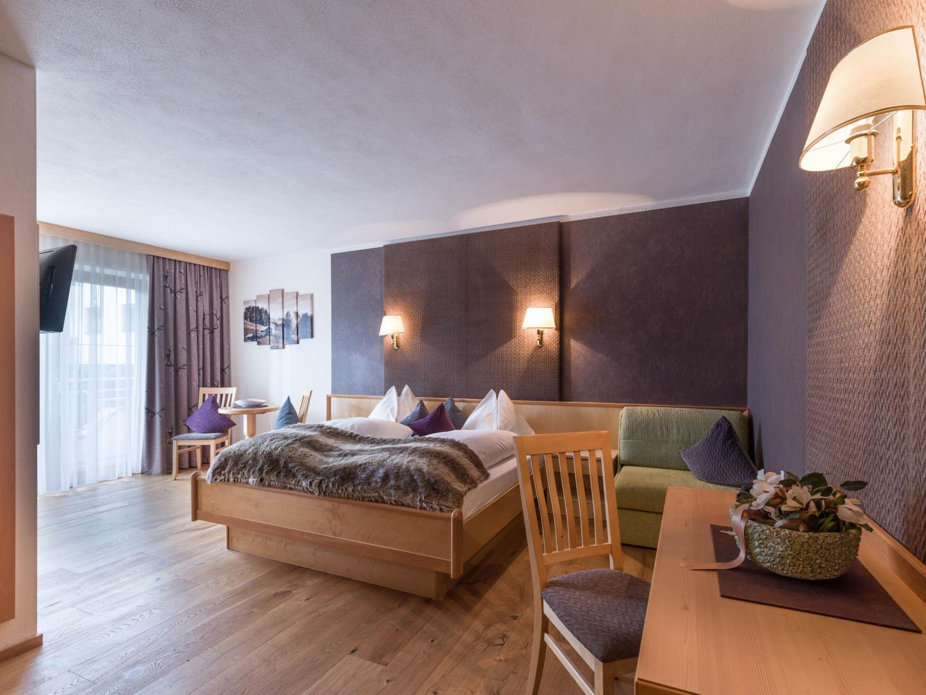 Suite with Balcony - Photo 4