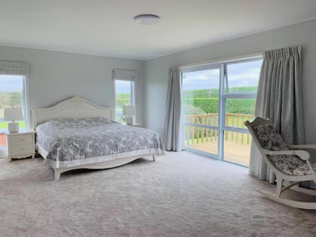 Four-Bedroom House photo 1