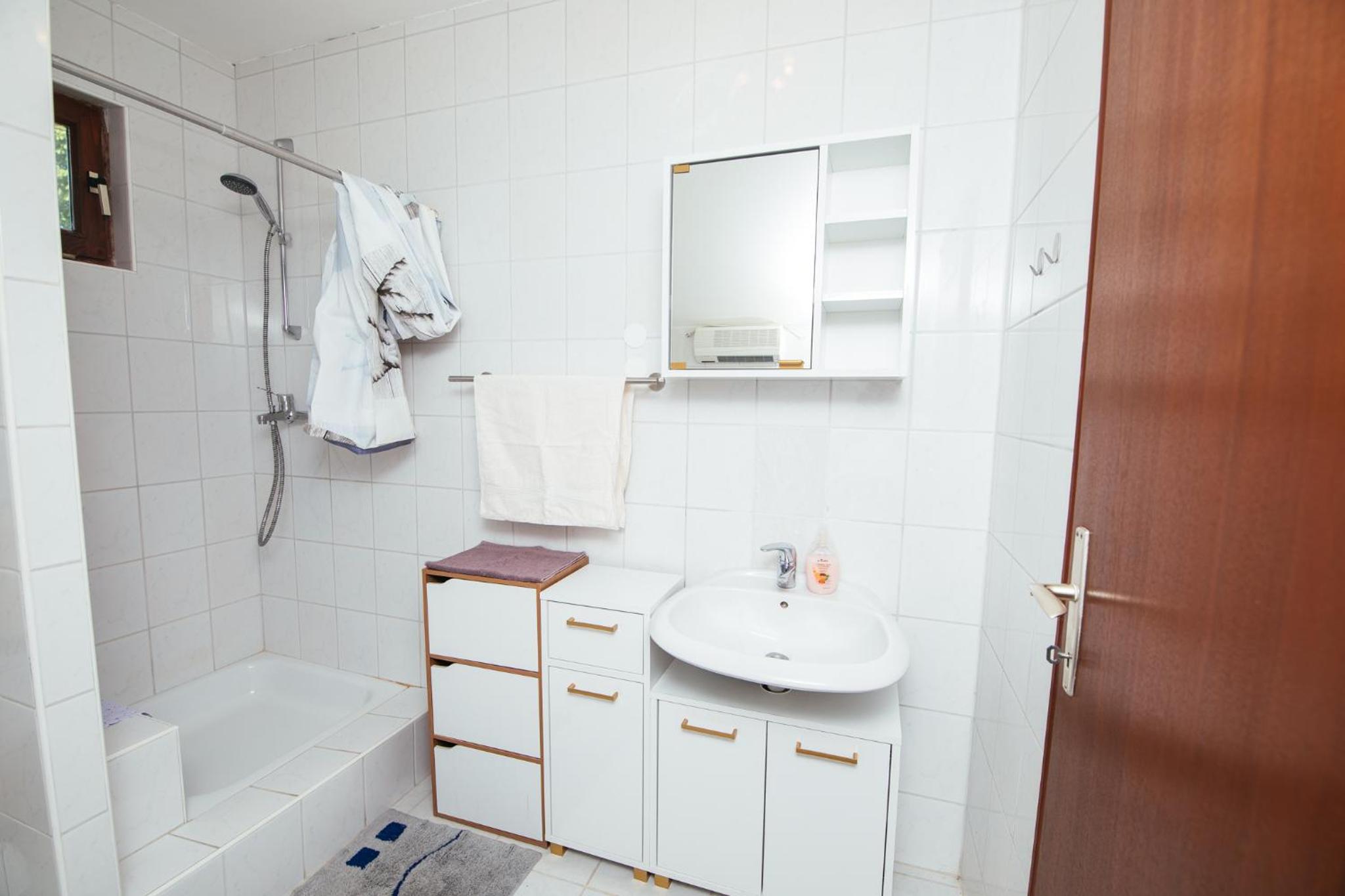 Three-Bedroom House photo 2