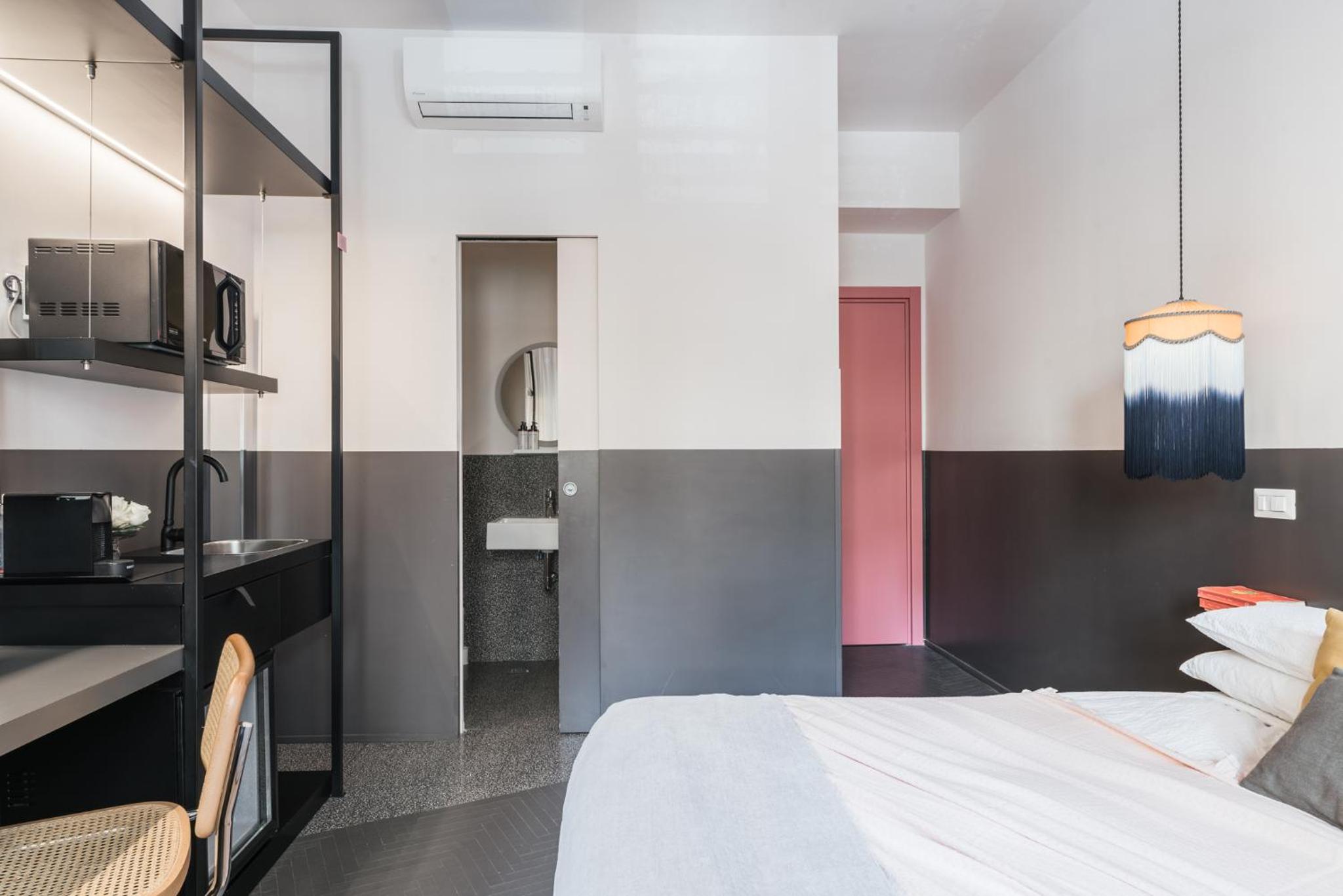 Deluxe Double Room photo 2