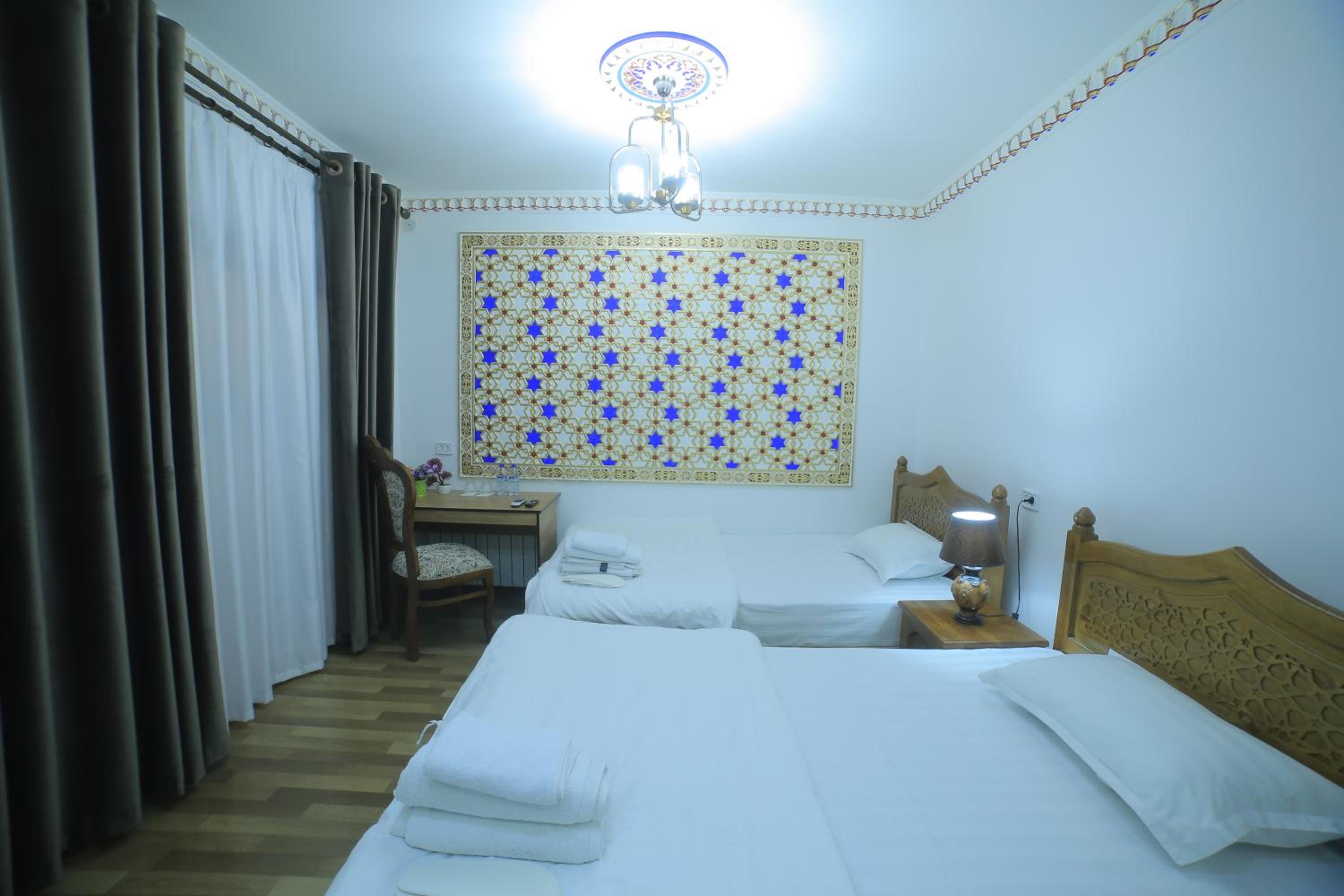 Superior King Room photo 2
