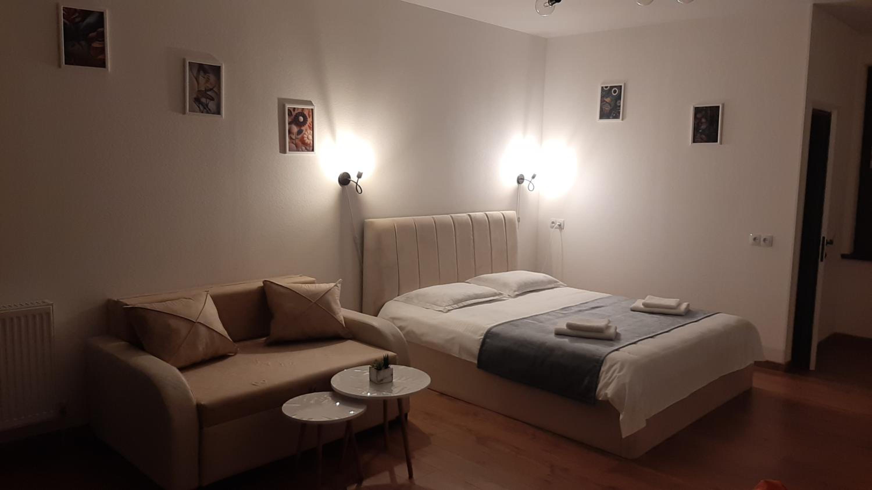 Apartment with Mountain View photo 3